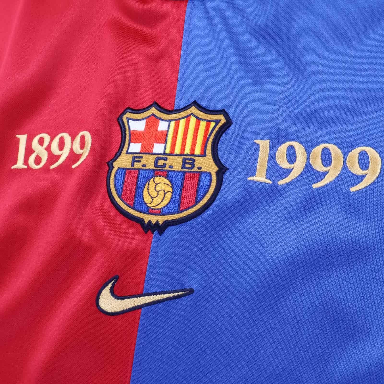 Barcelona 1999/ Home Shirt - XL- BACK