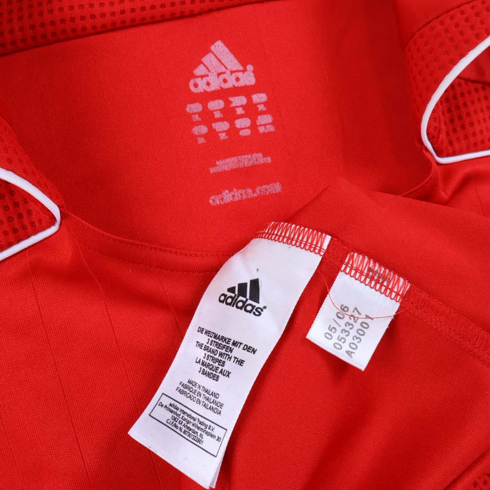 Liverpool F.C 2005/06 Home Shirt - XL