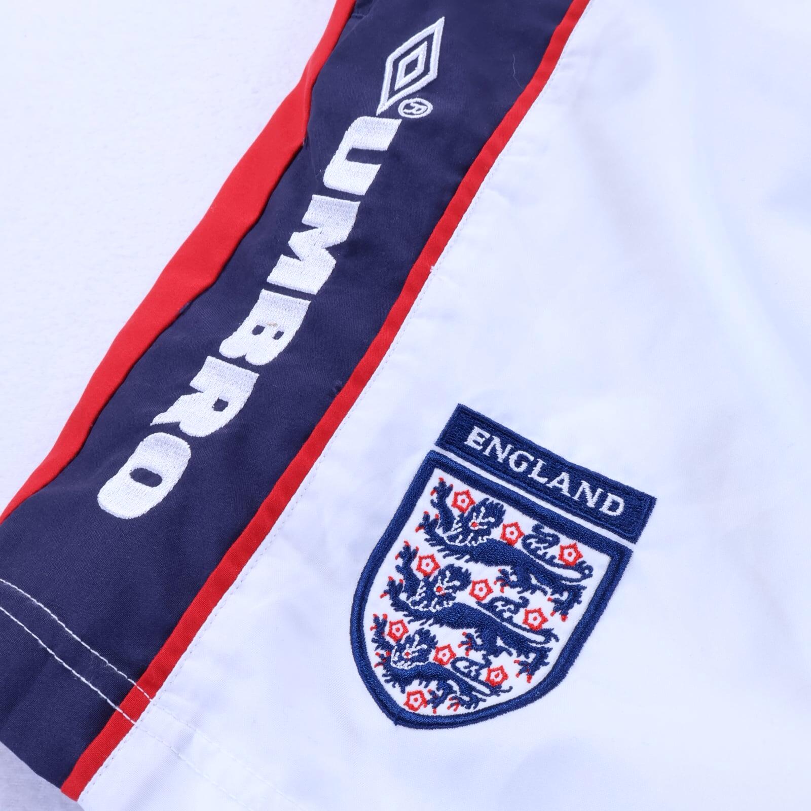 England 1999/01 Shorts - L- BACK