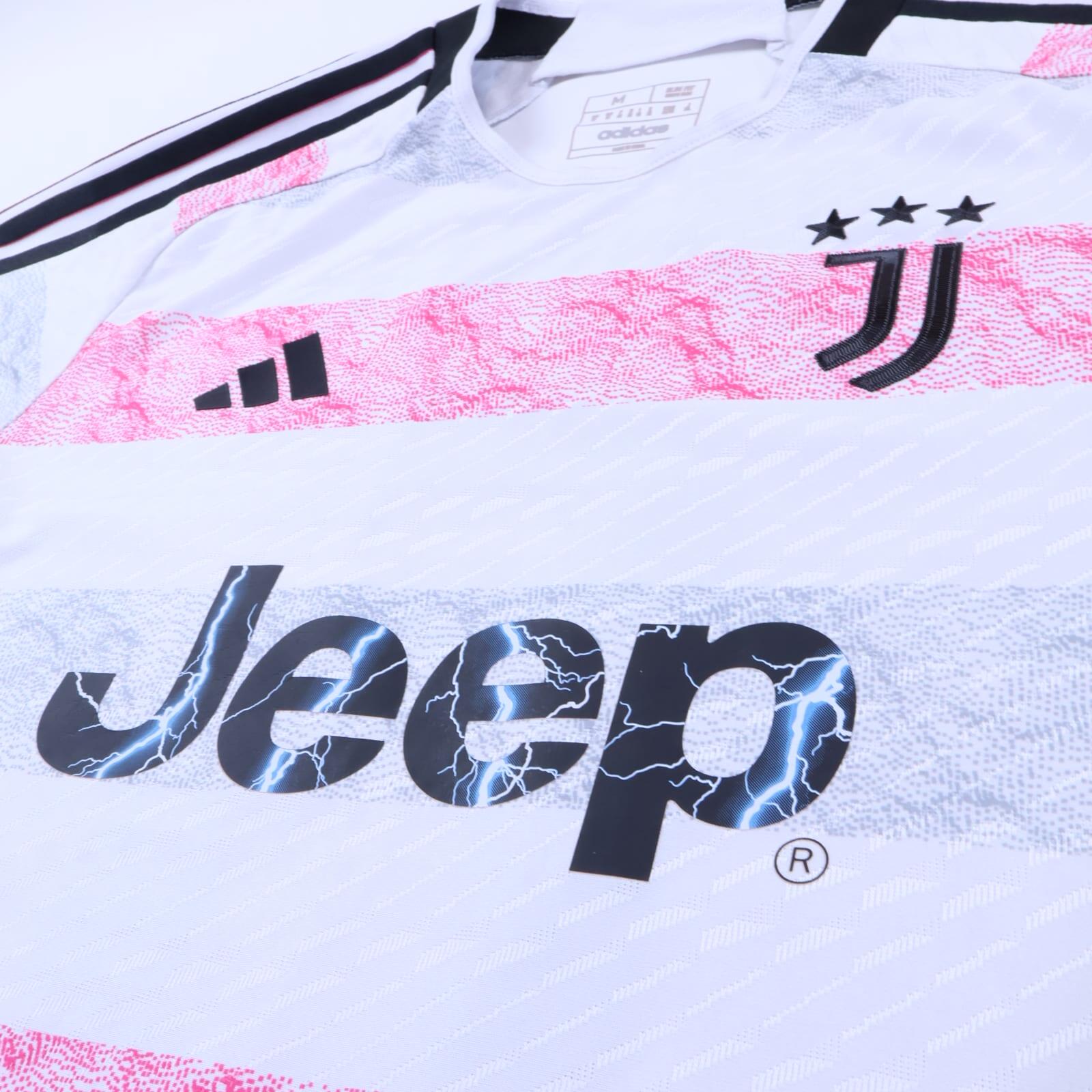 Juventus Danilo #6 2023/24 Away Shirt - Player Issue - M
