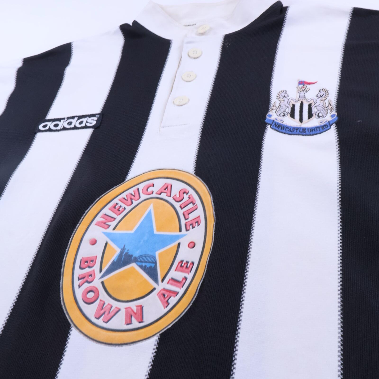 Newcastle United 1995/97 Home Shirt - L- BACK