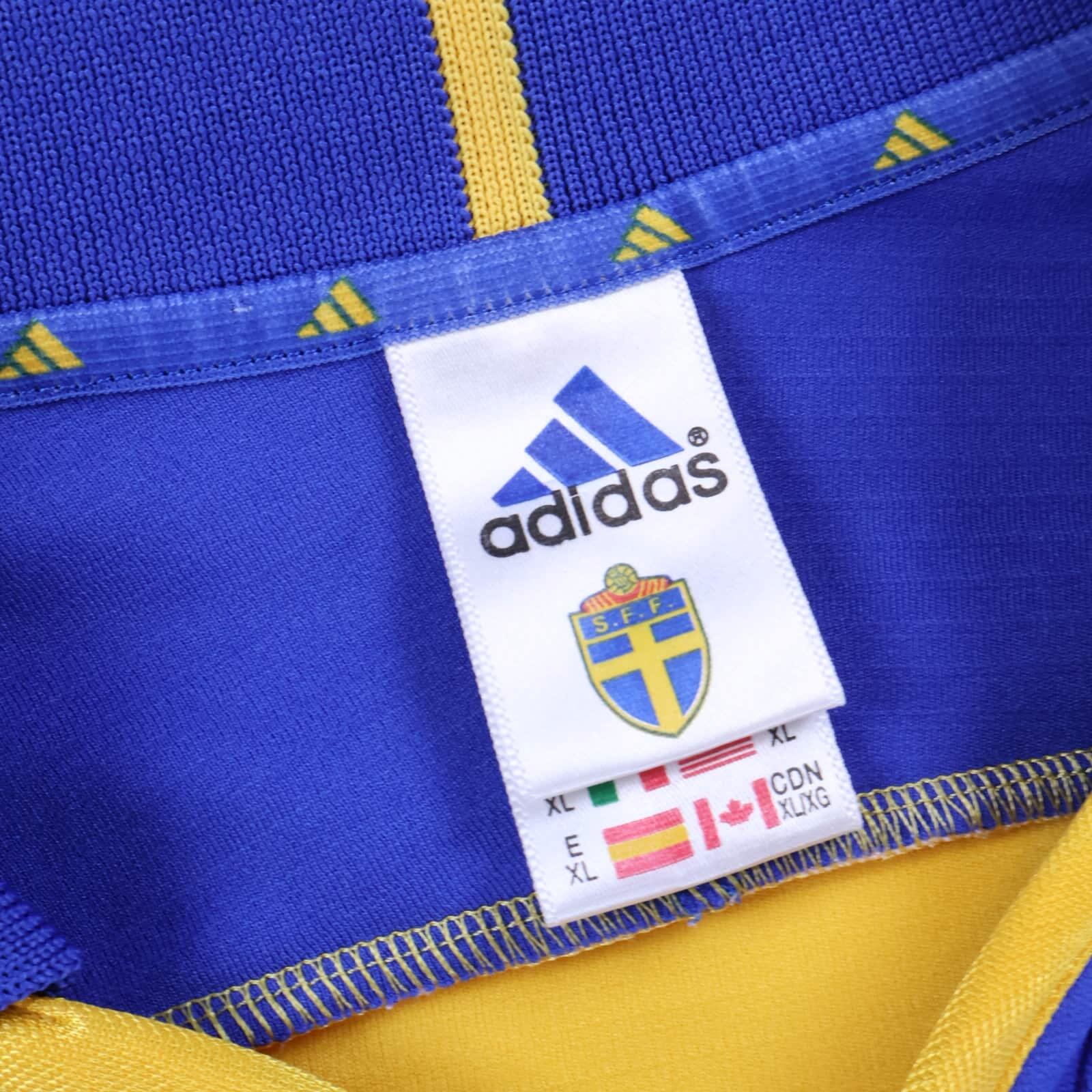 Sweden 2000/02 Home Shirt - XL