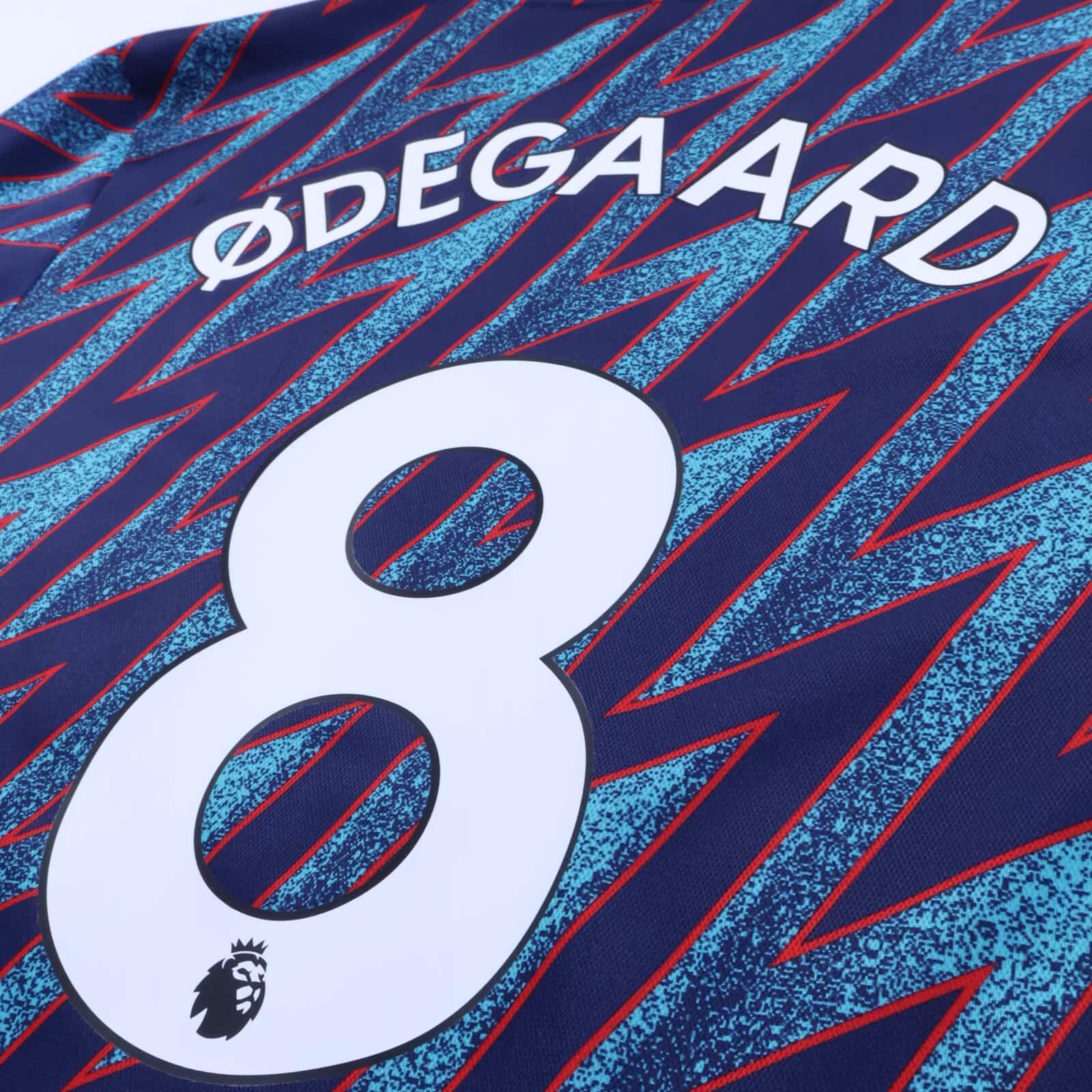 Arsenal Odegaard #8 2021/22 Third Shirt - L