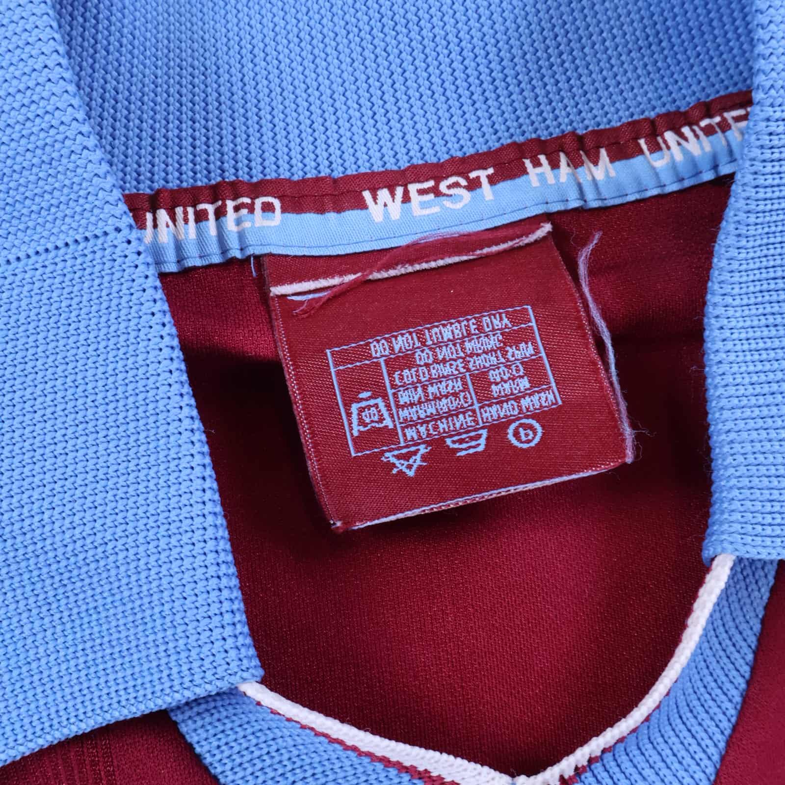 Aston Villa 1997/98 Home Shirt - M