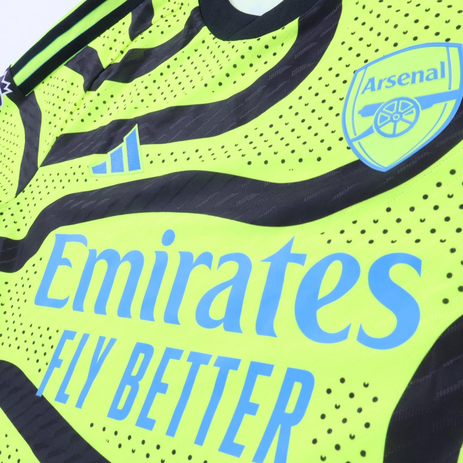 *MINT* Arsenal Saka #7 2023/24 Match Issue Away Shirt - M