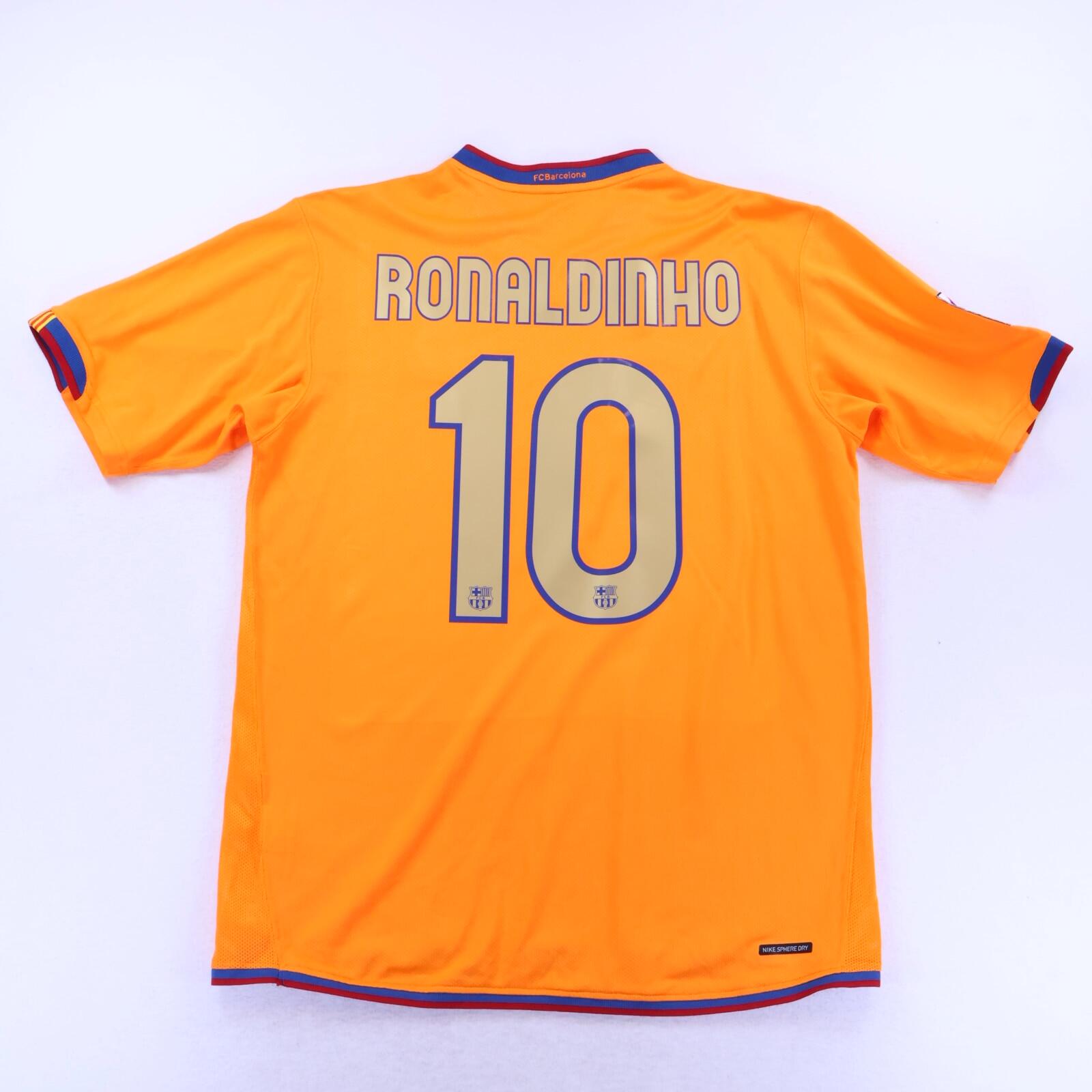 Barcelona Ronaldinho #10 2006/08 Away Shirt - L