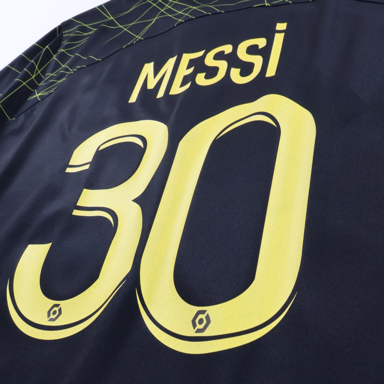 Paris Saint-Germain F.C Messi #30 2022/23 Fourth Shirt - XL