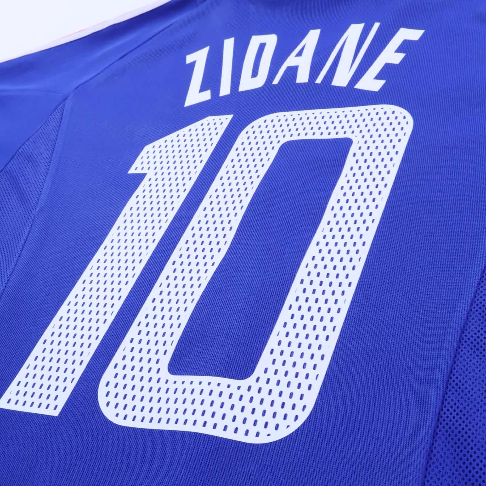 France Zidane #10 2002/04 Home Shirt - M