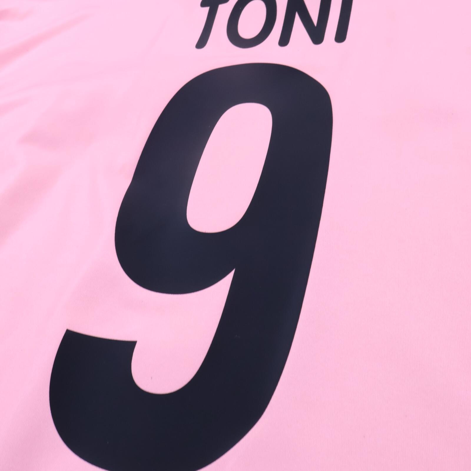 Parma Toni #9 2004/05 Home Shirt - M