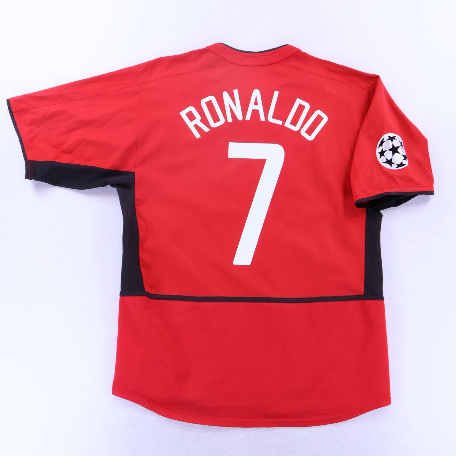 Manchester United Ronaldo #7 2002/04 Home Shirt - M