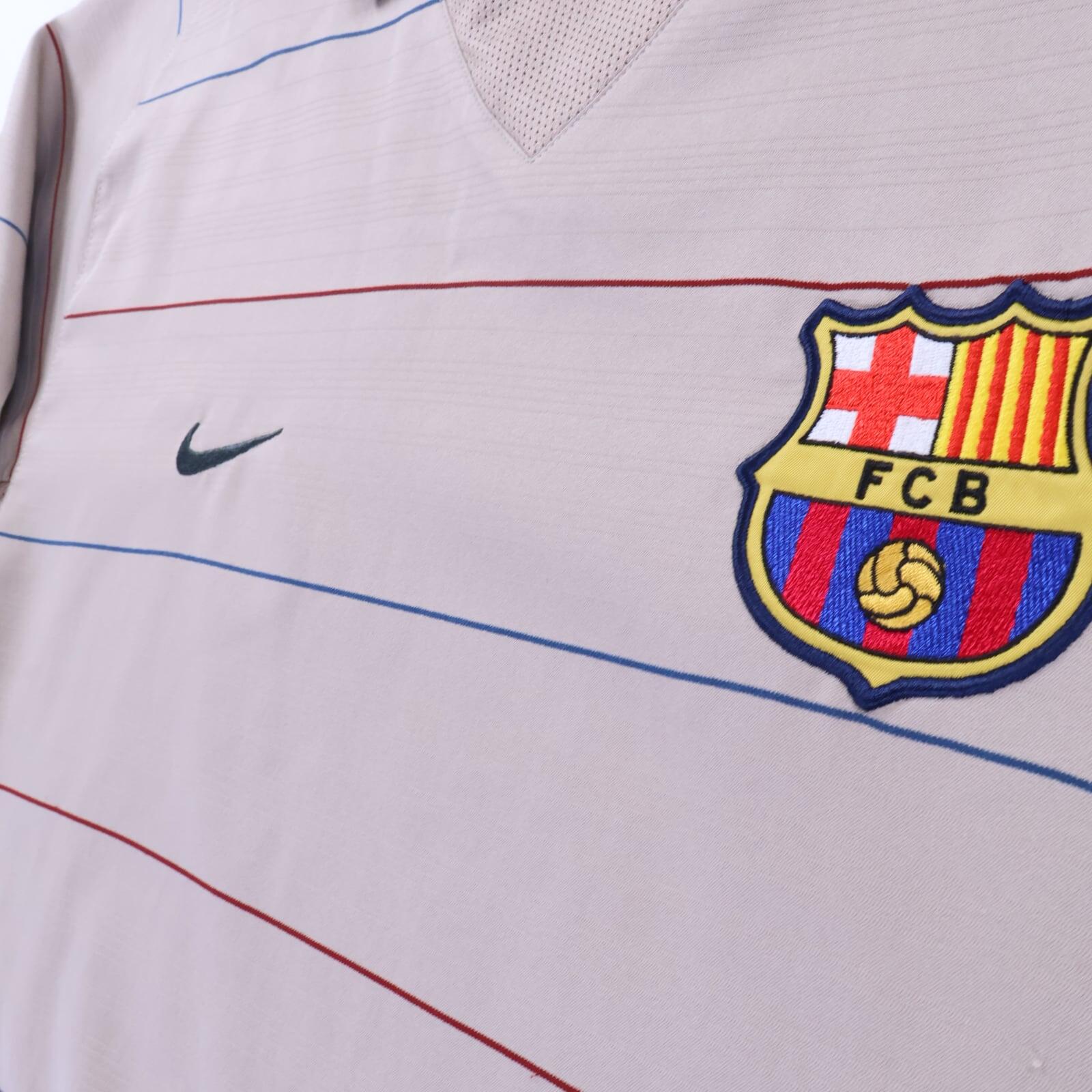*MINT* Barcelona Ronaldinho #10 2003/05 Away Shirt - L