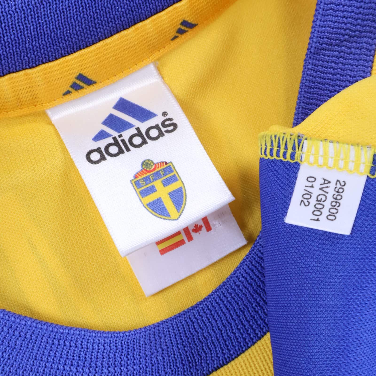 Sweden Ibrahimović #21 2002/03 Home Shirt - L