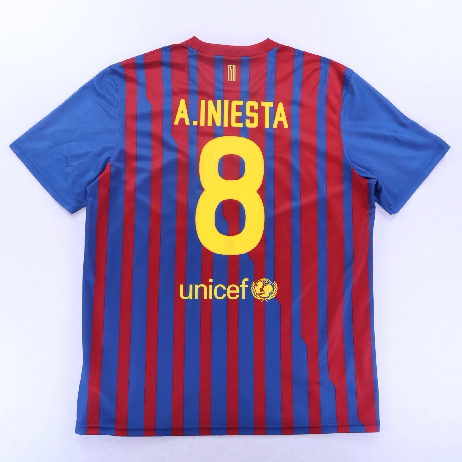 Barcelona A. Iniesta #8 2011/12 Home Shirt - Nike Basic - XL