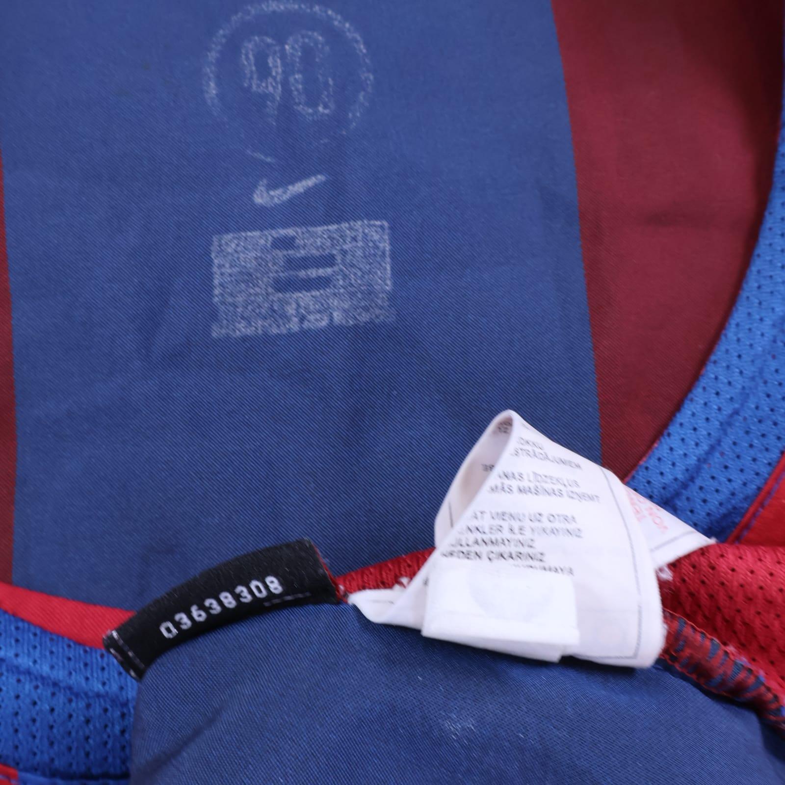 Barcelona Ronaldinho #10 2004/05 Home Shirt - M