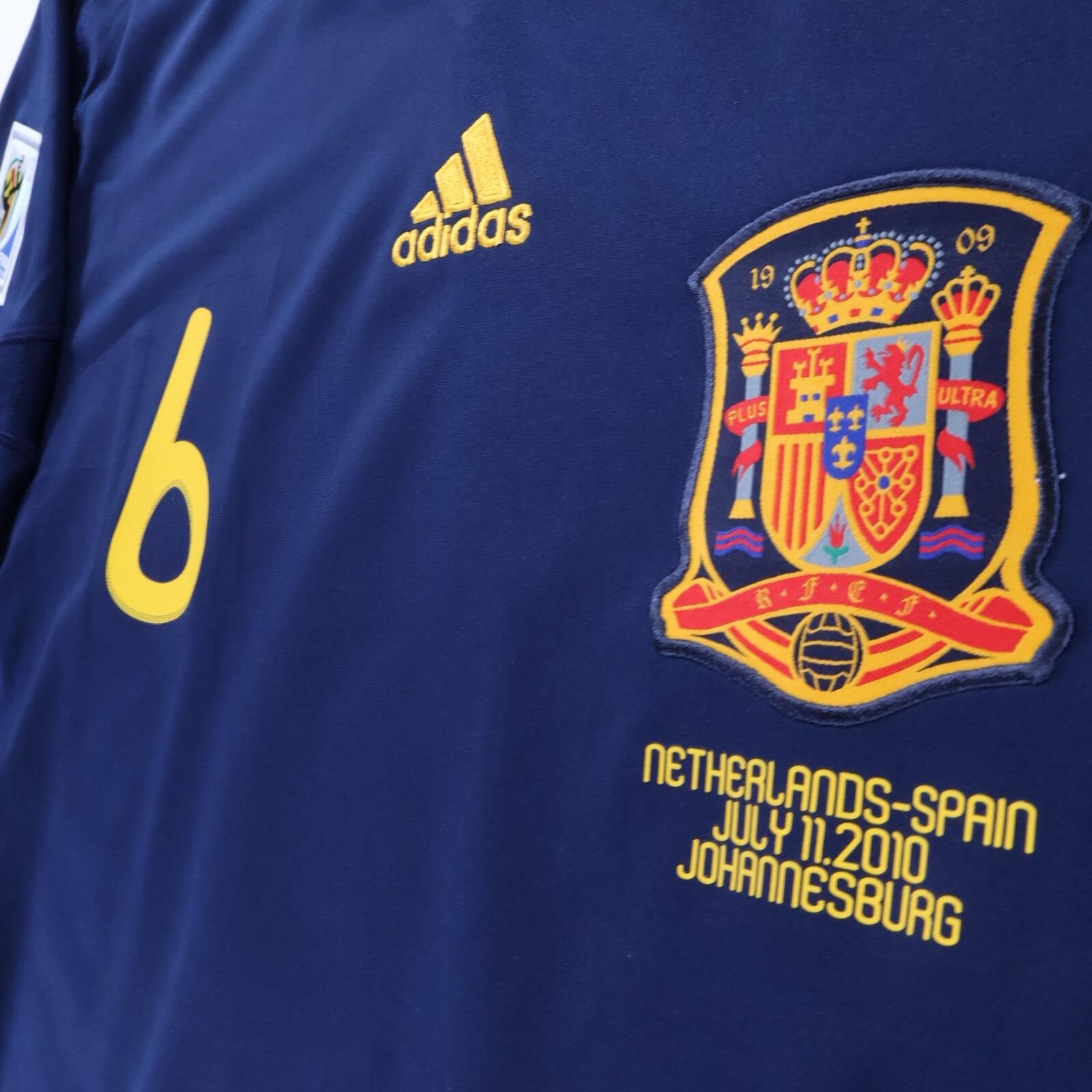 *MINT* Spain A. Iniesta #6 2010/11 Away Shirt - XL
