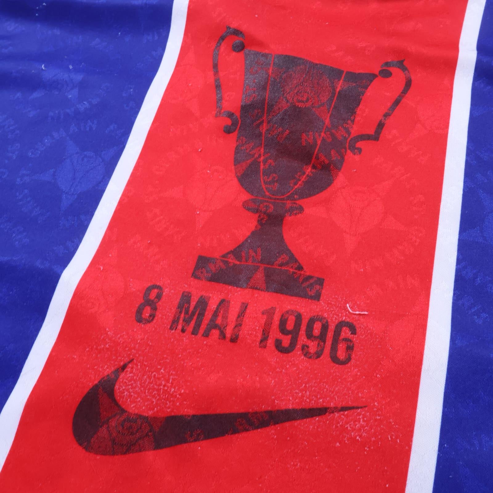Paris Saint-Germain F.C 1996/97 Home Shirt - XL