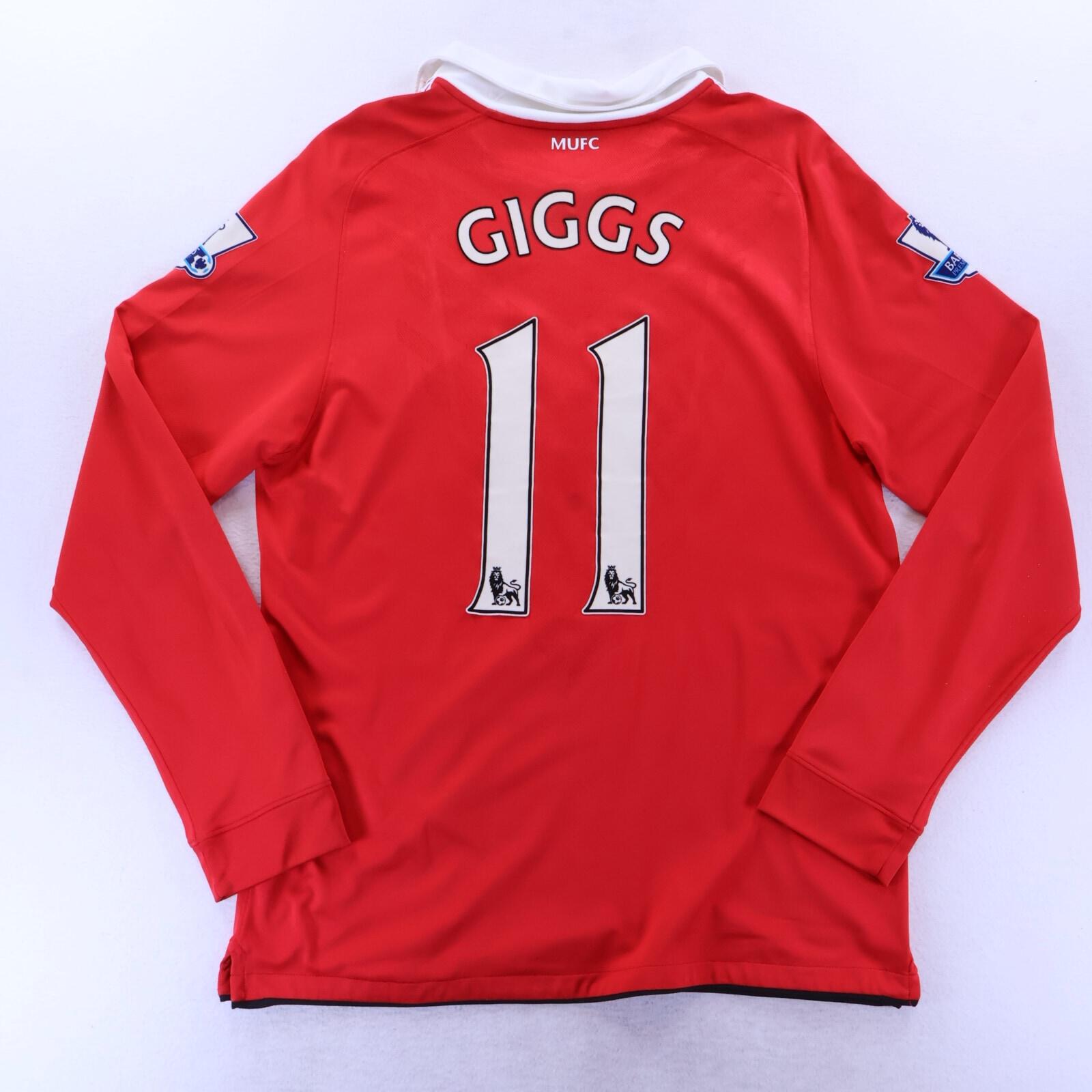 *MINT* Manchester United Giggs #11 2010/11 Home Shirt - L