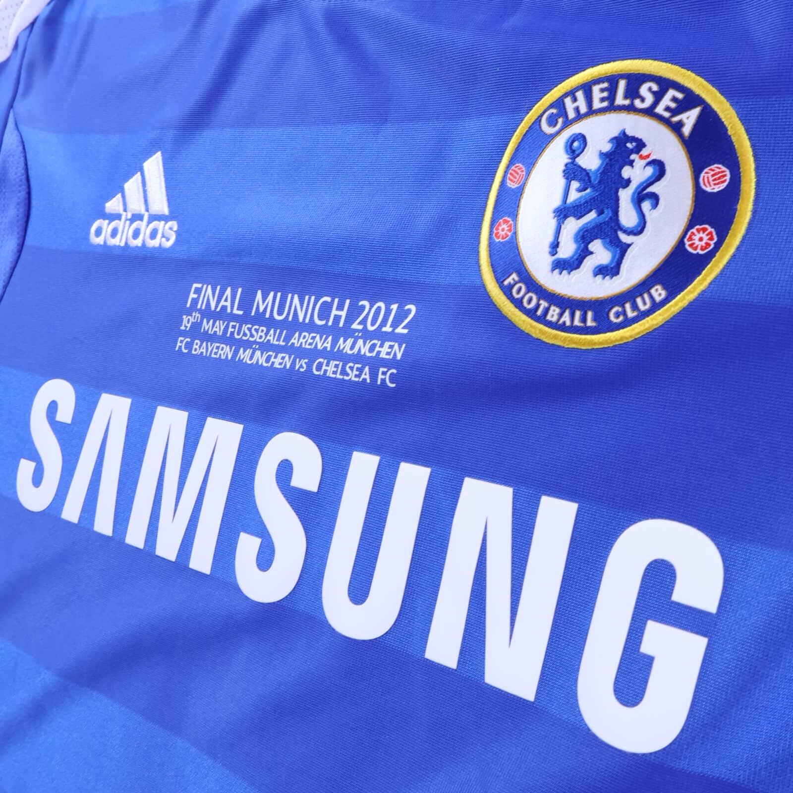 Chelsea 2011/12 Home Shirt - M