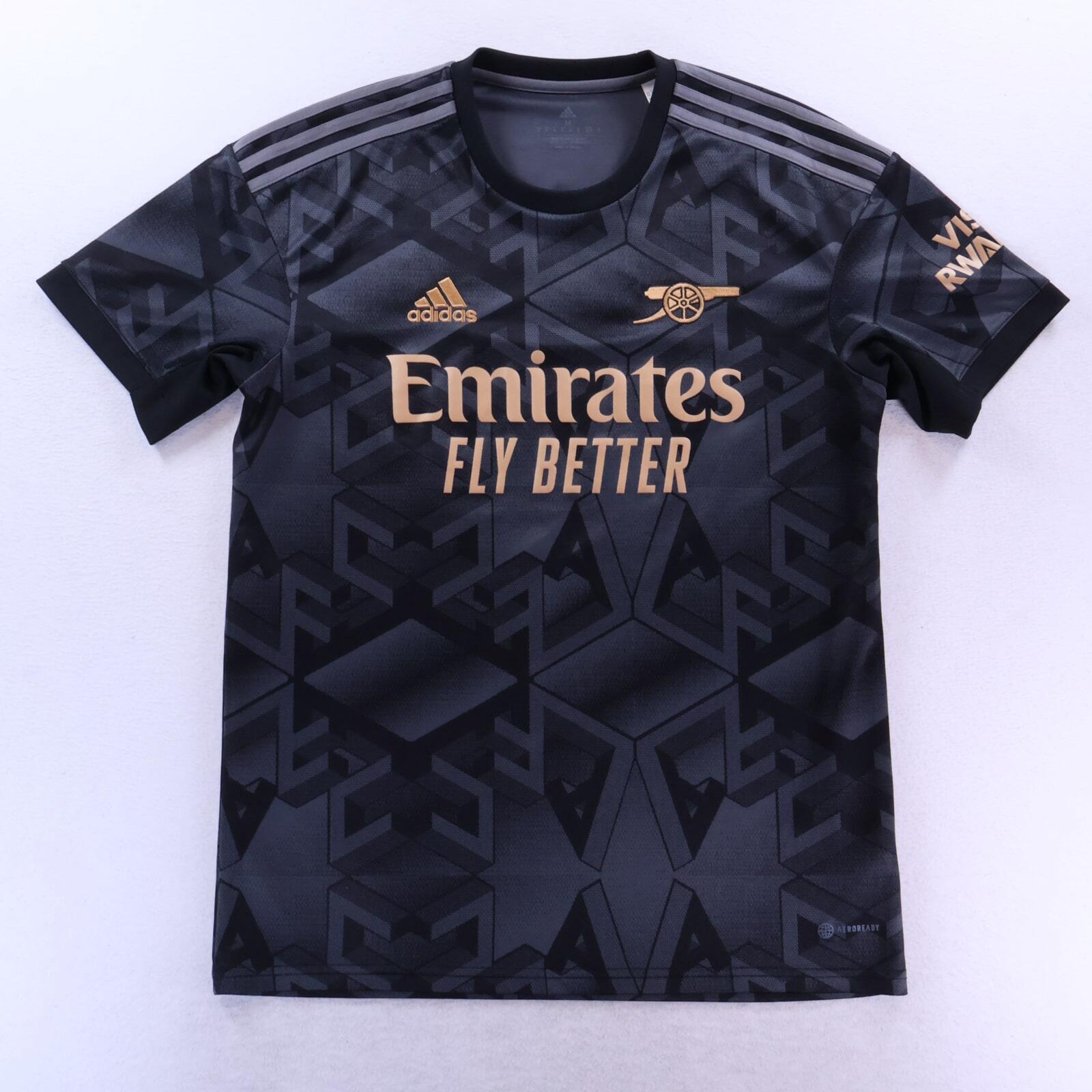 Arsenal Saka #7 2022/23 Away Shirt - M
