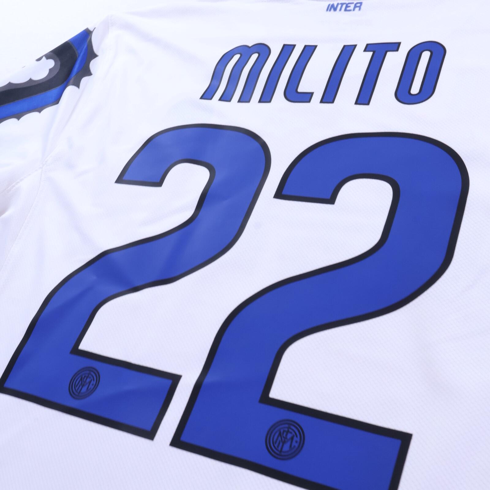 Inter Milan Milito #22 2010/11 Away Shirt - L