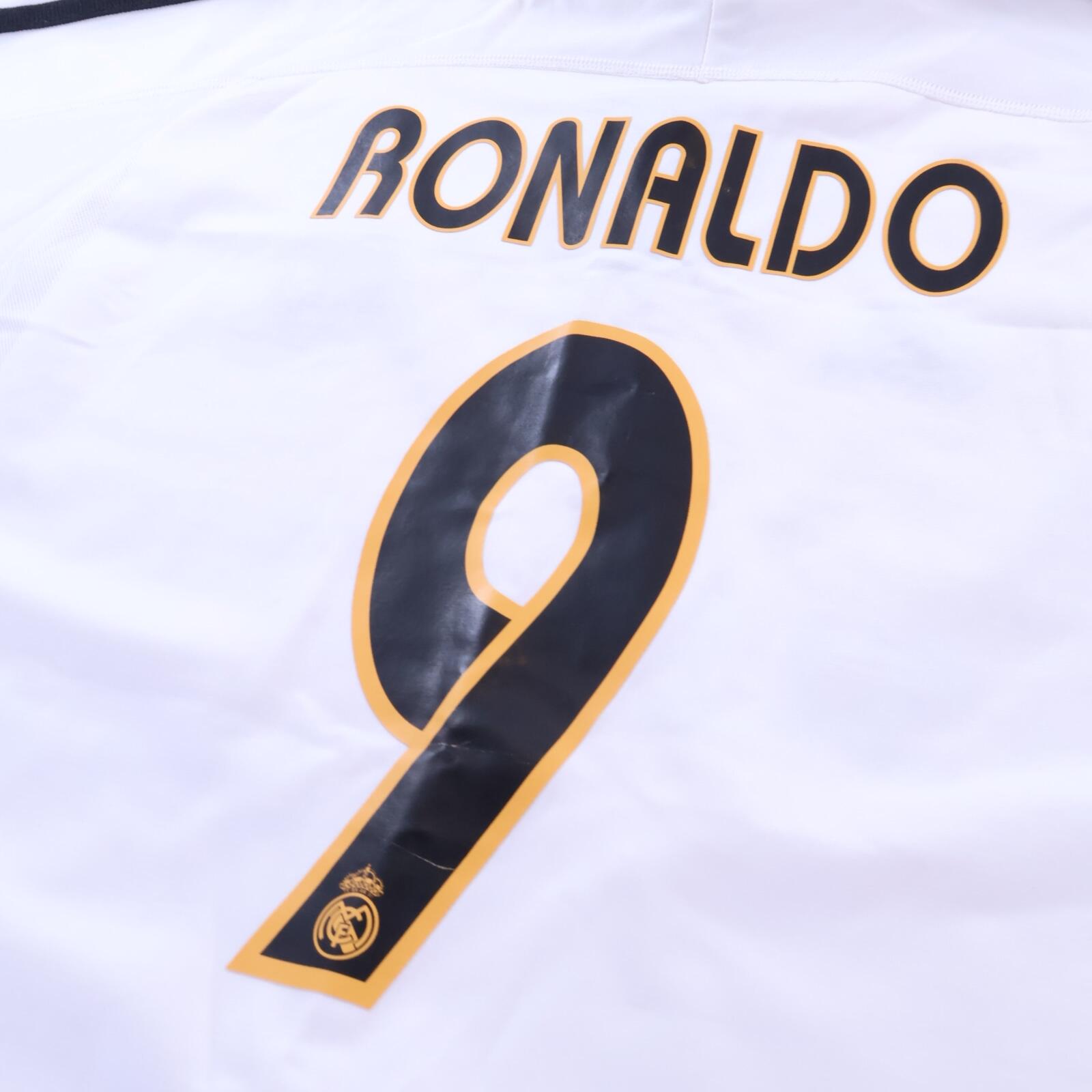 Real Madrid Ronaldo #9 2003/04 Home Shirt - L