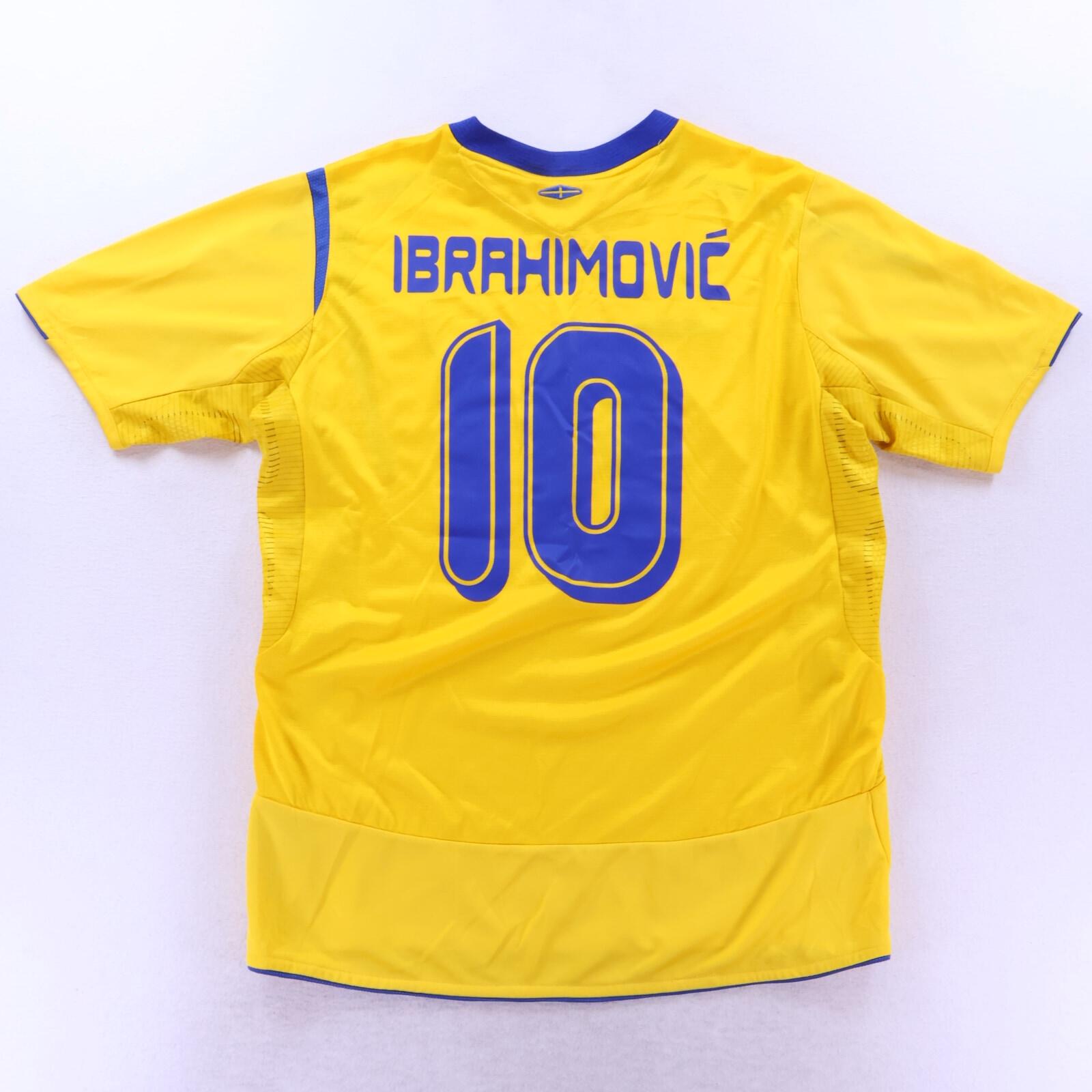 *MINT* Sweden 2005/06 Home Shirt - L