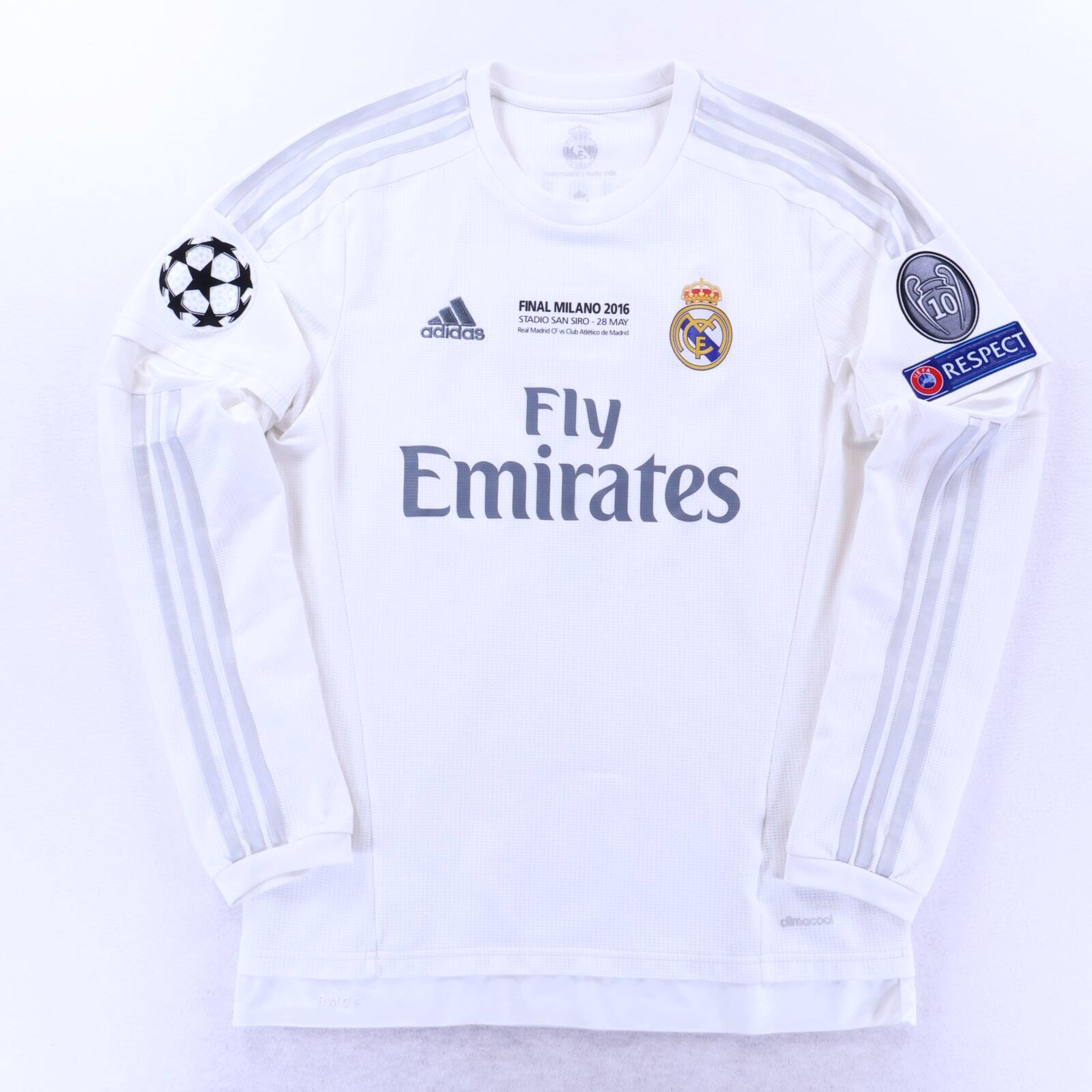 Real Madrid Ronaldo #7 2015/16 Home Shirt - M