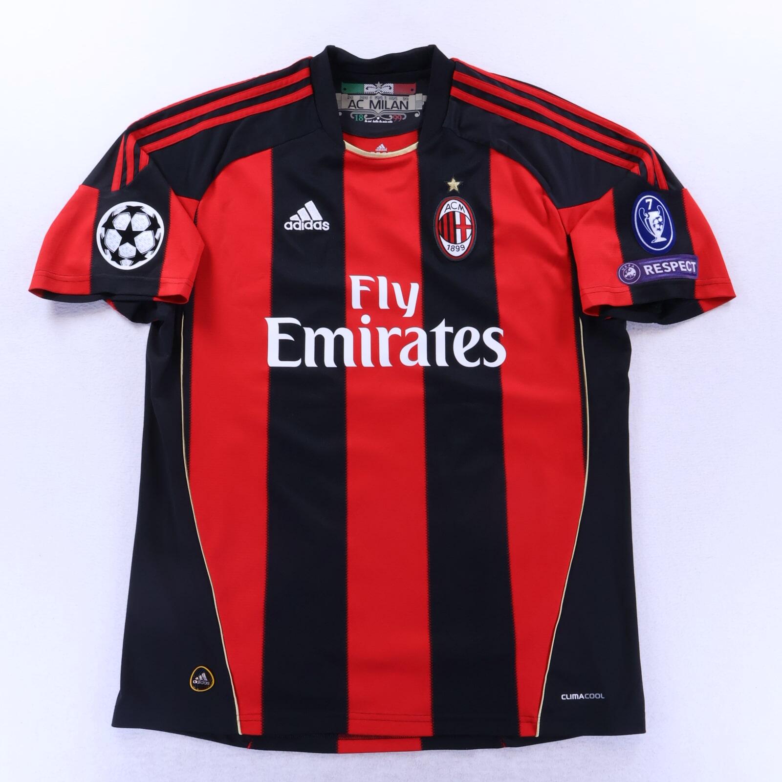 *MINT* Ac Milan Ronaldinho #80 2010/11 Home Shirt - L