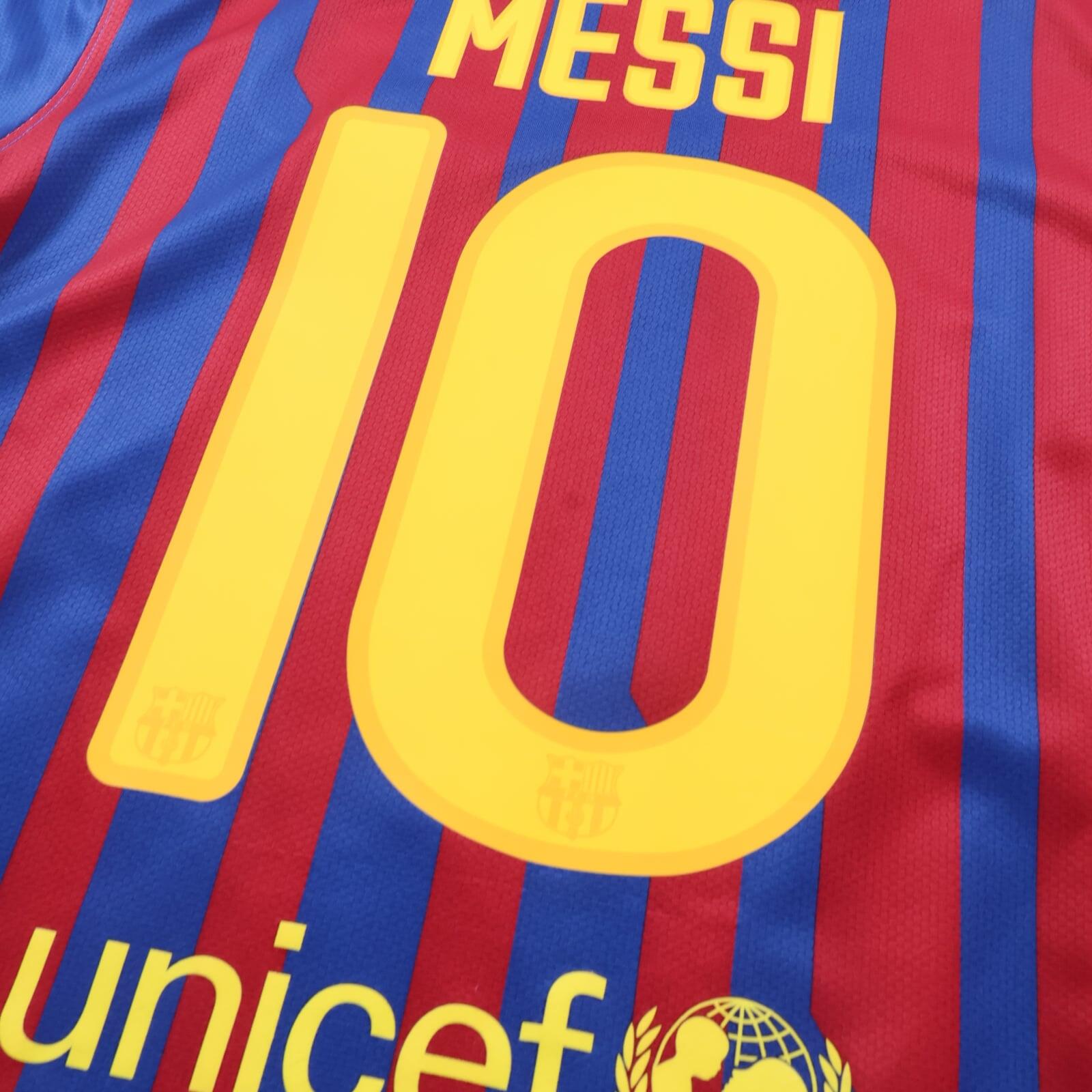 *MINT* Barcelona Messi #10 2011/12 Home Shirt - M