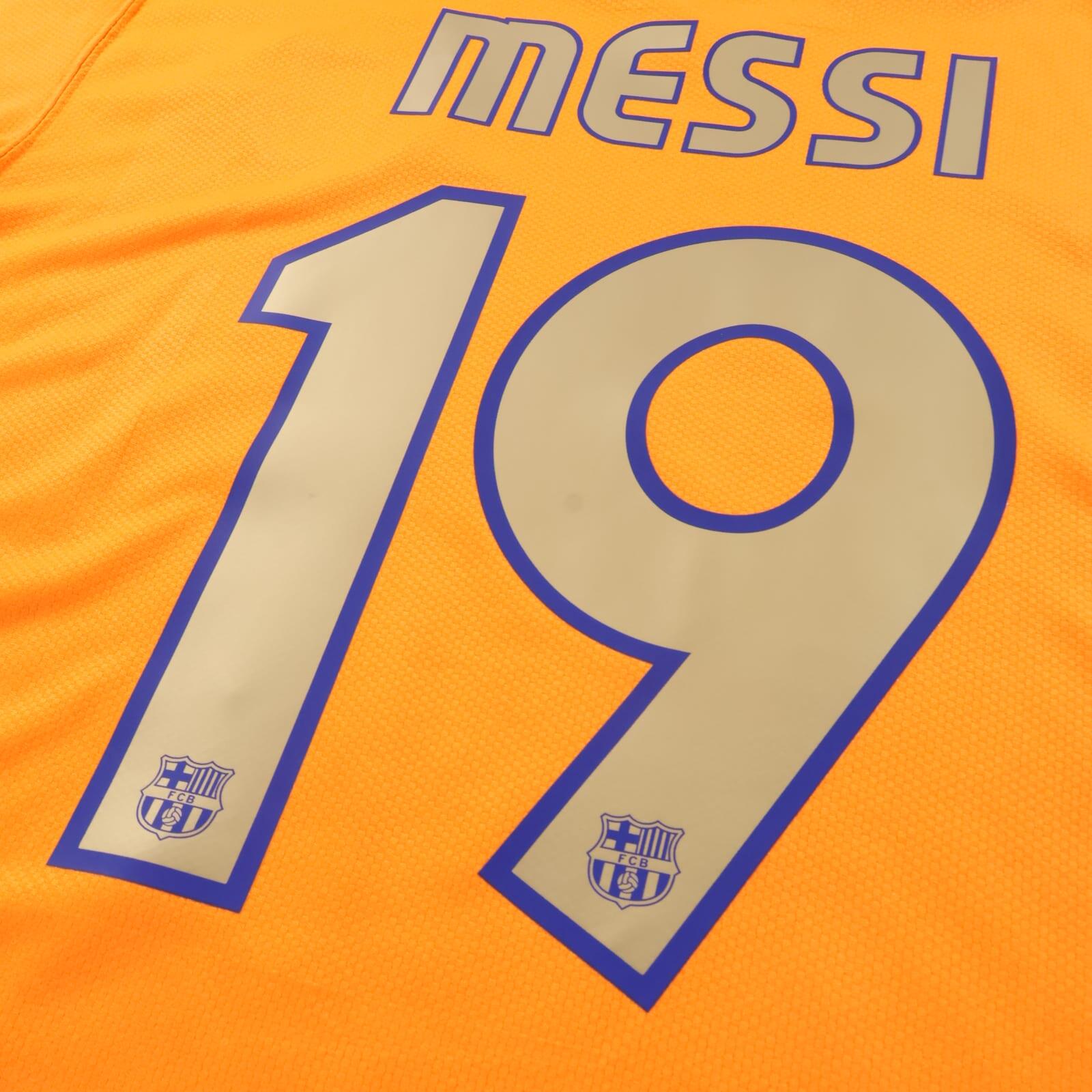 Barcelona Messi #19 2006/08 Away Shirt - L