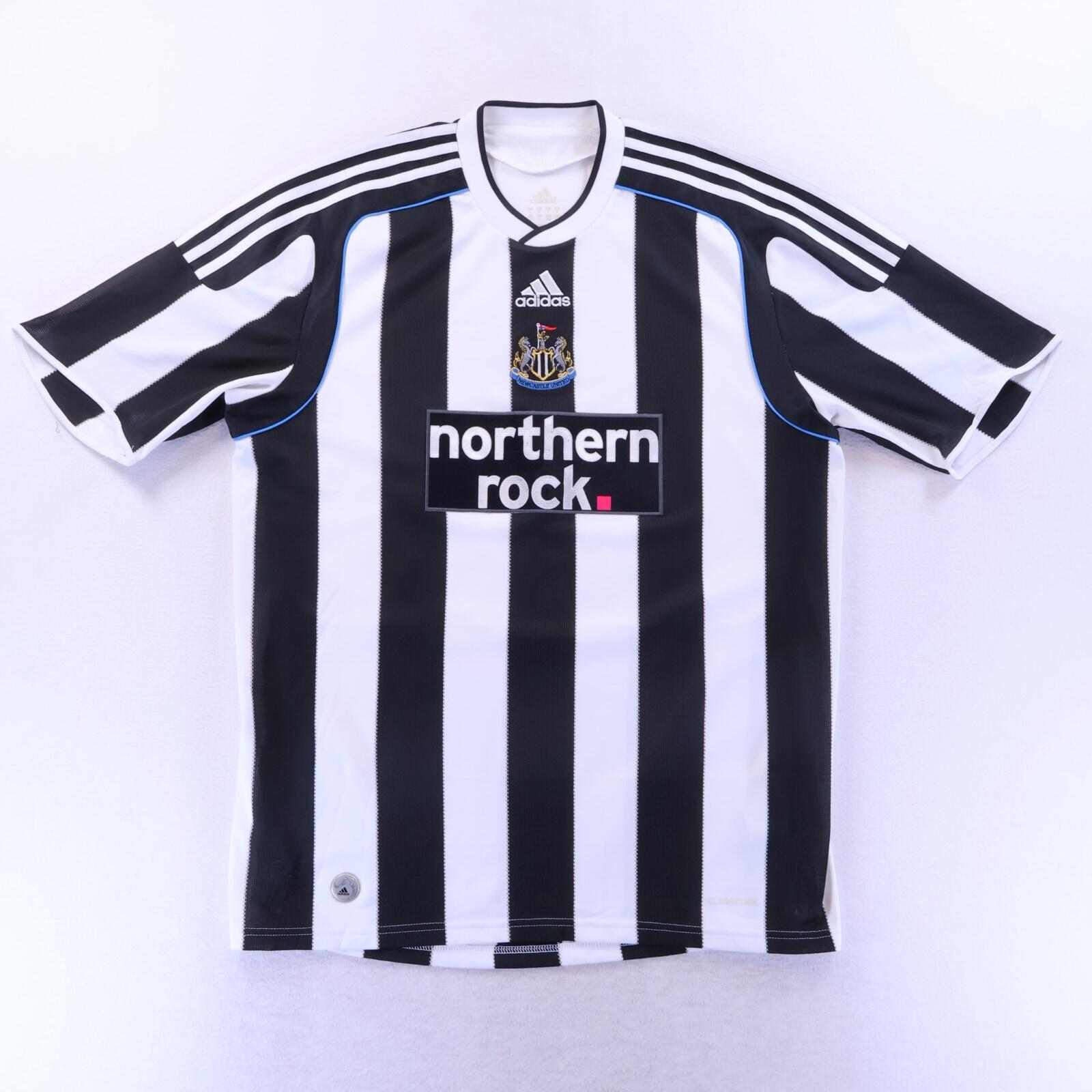Newcastle United Nolan #4 2009/10 Home Shirt - L