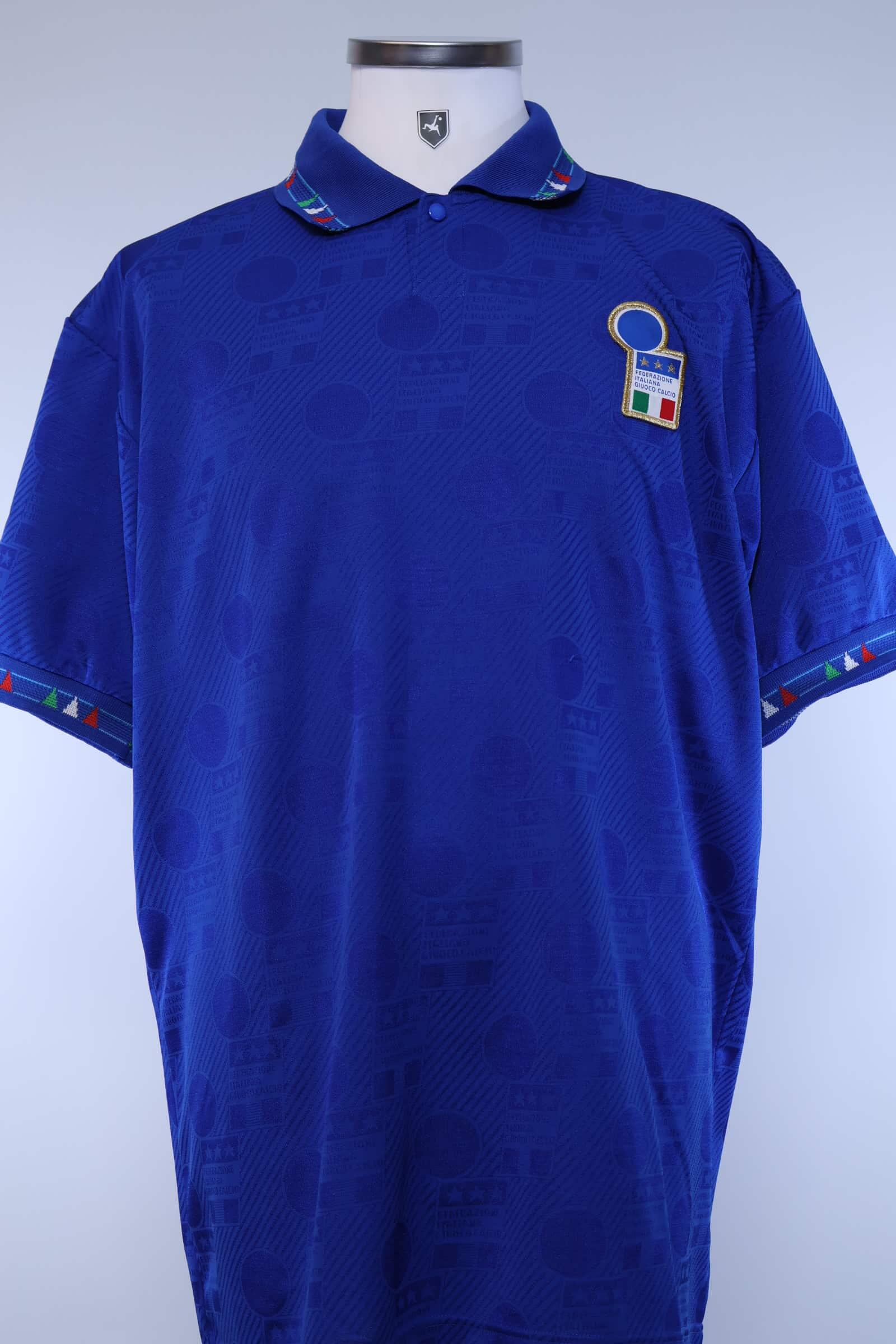 Italy 1993/94 Home Shirt - XLAuthentic Original Football Shirt