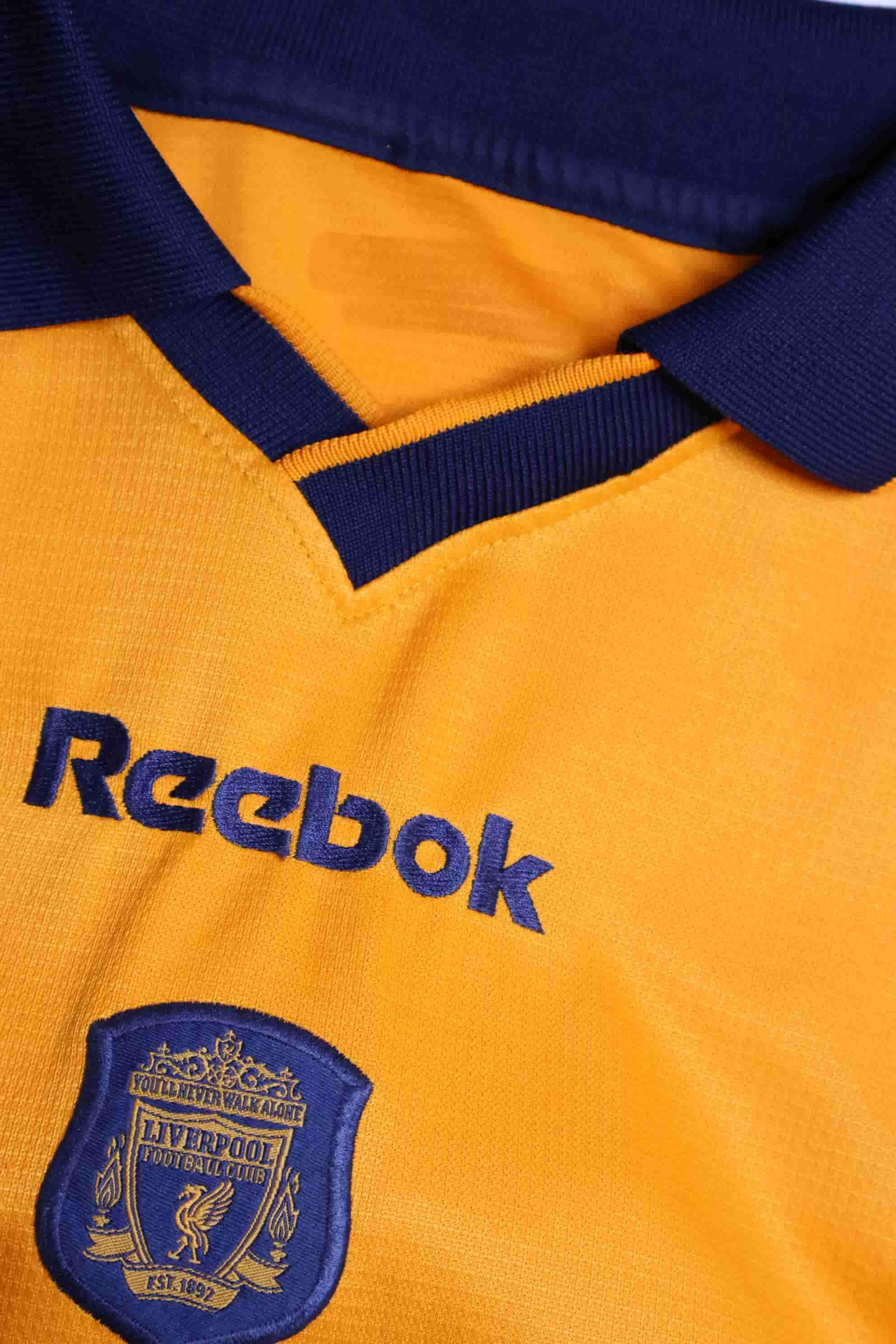 Liverpool F.C Heskey #8 2000/02 Away Shirt - L- TAGS