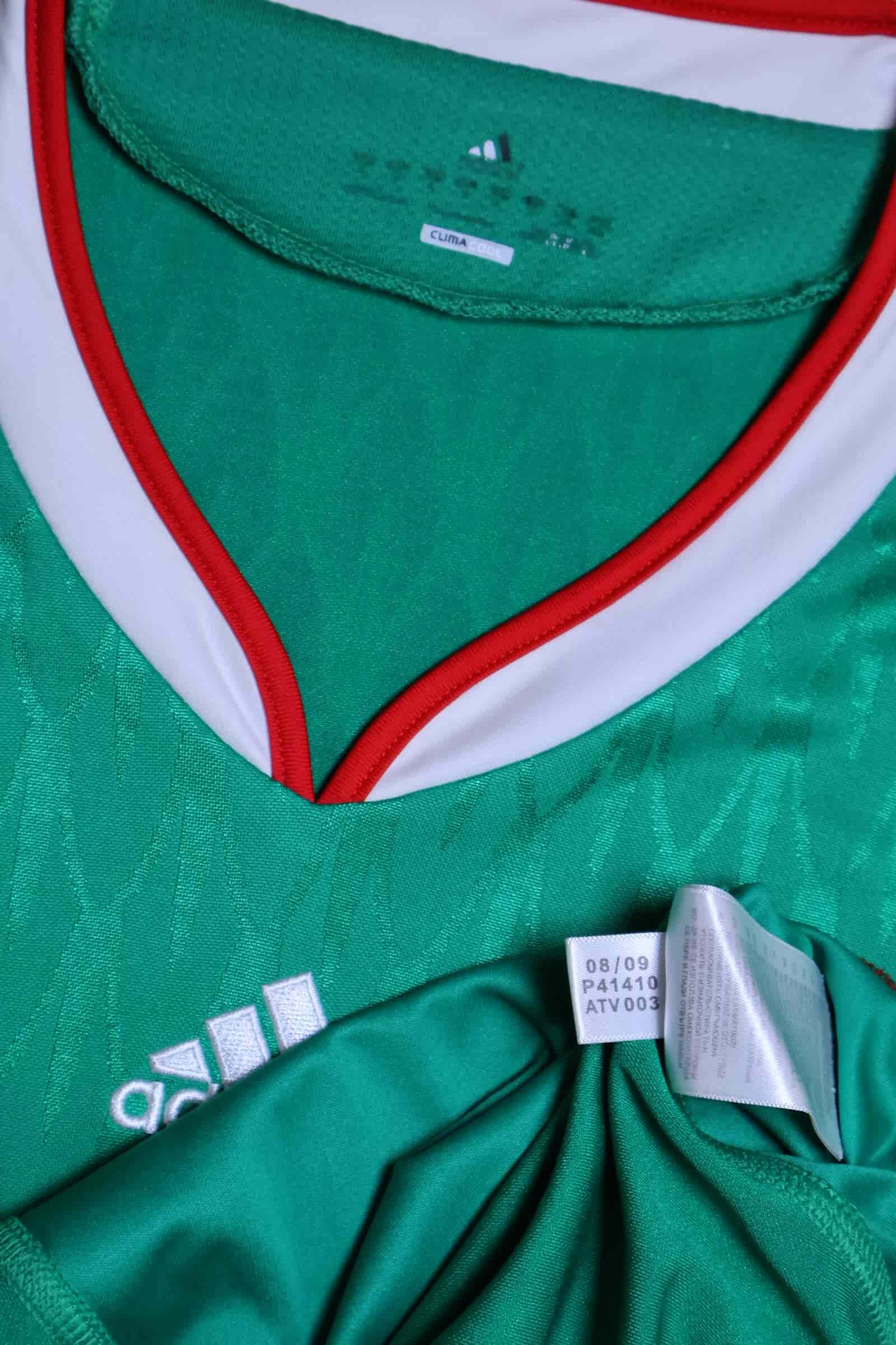 Mexico 2009/10 Home Shirt - M- TAGS