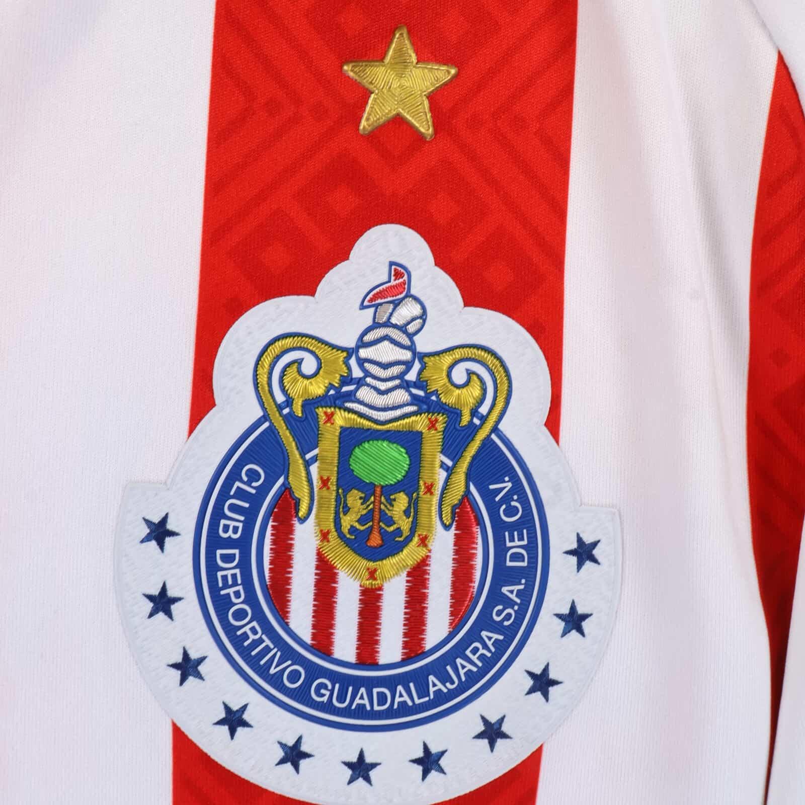 Club Deportivo Guadalajara C.Salcido #3 2017/18 Home Shirt - L- TAGS