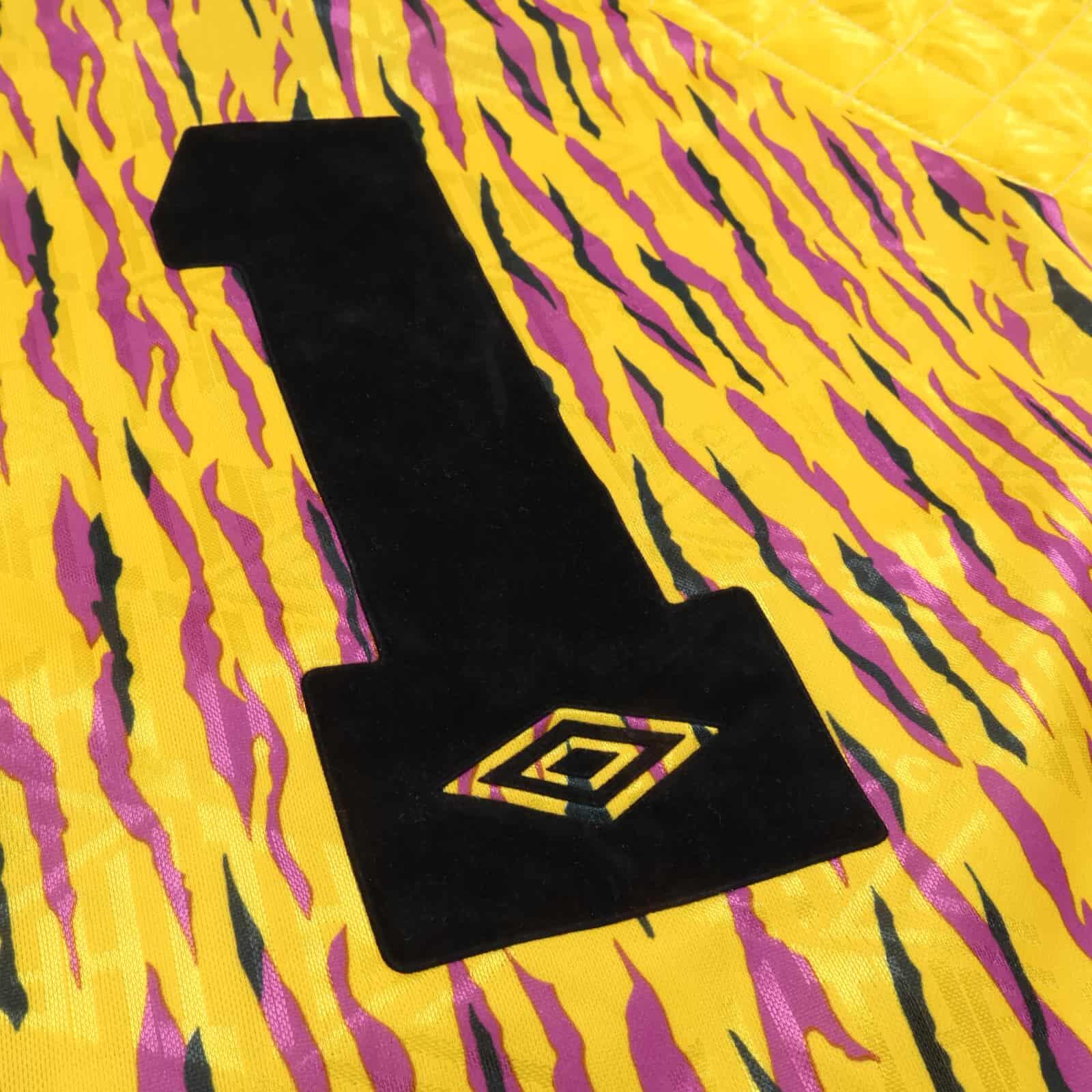Tottenham Hotspur #1 1991/93 Goalkeeper Shirt - L