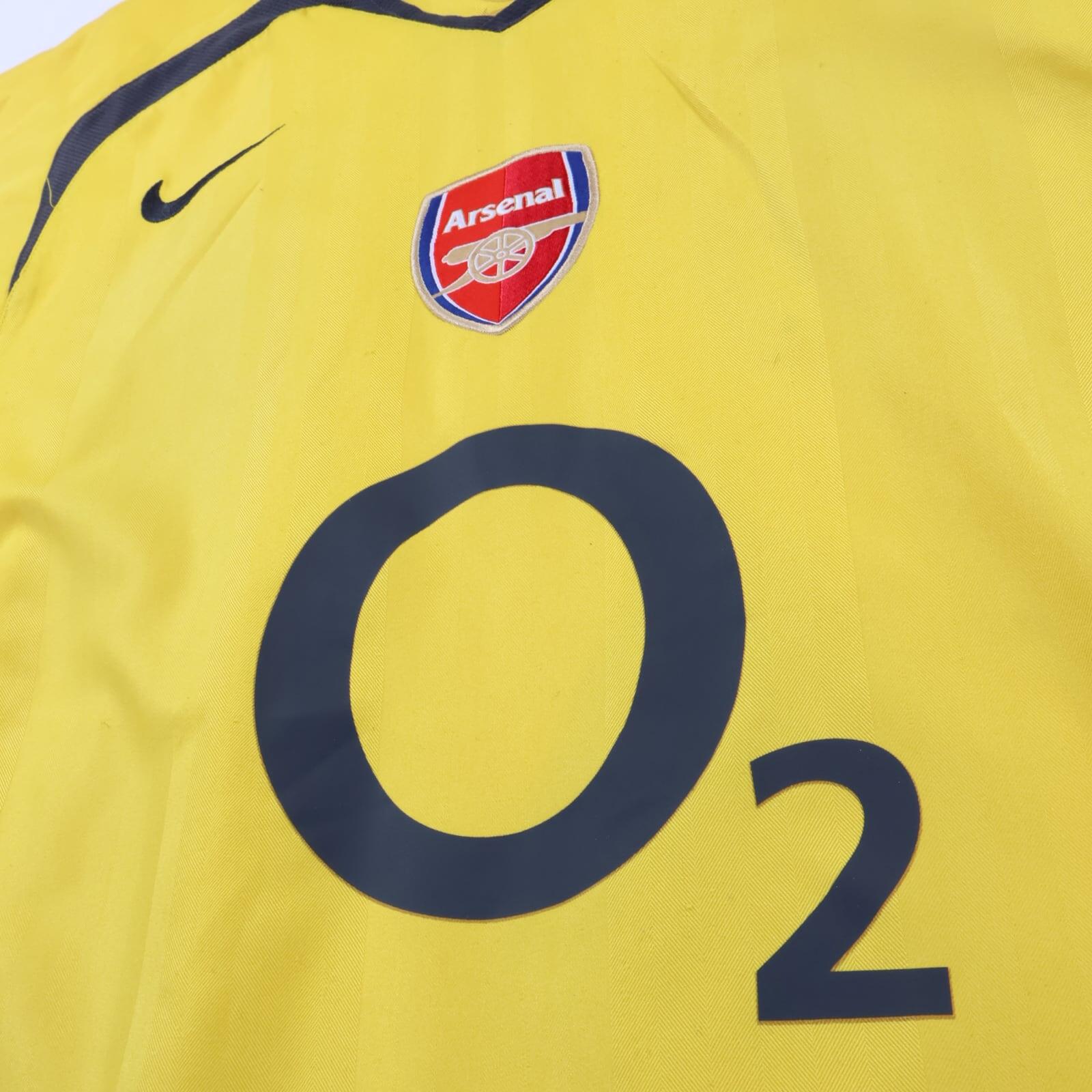 Arsenal Henry #14 2005/06 Away Shirt - M