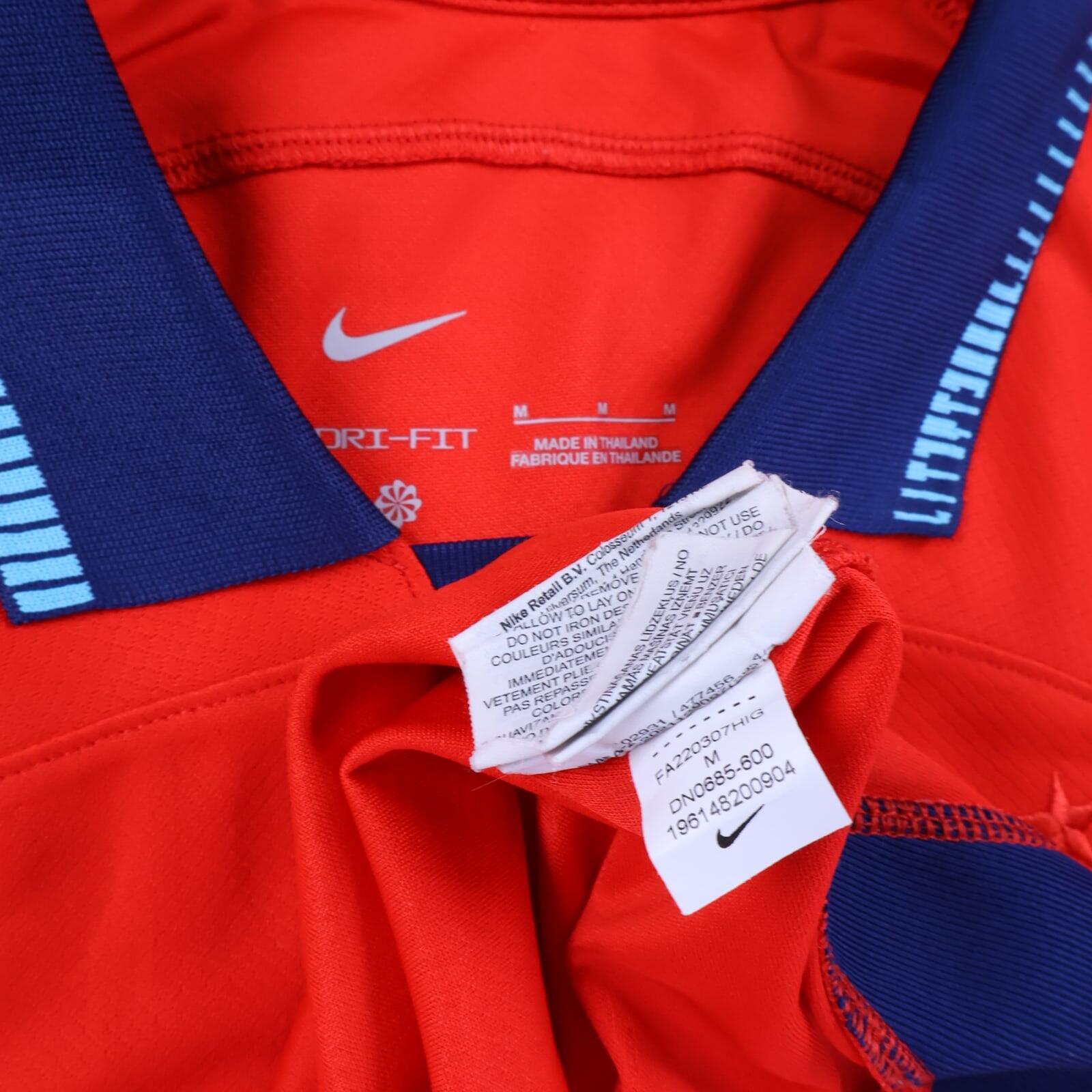 England Kane #9 2022/23 Away Shirt - M