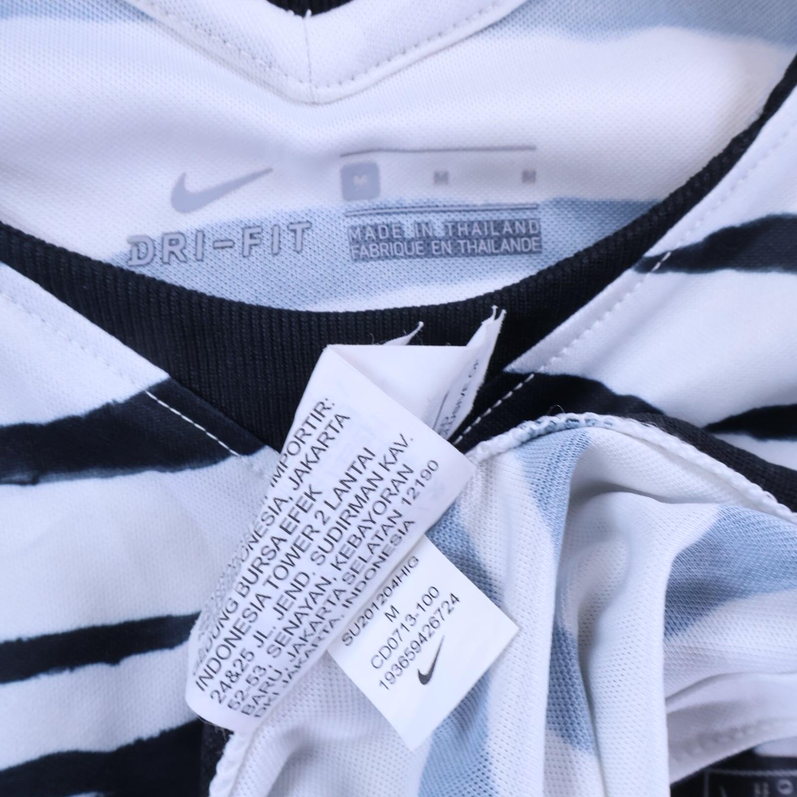 South Korea Hm Son #7 2020/21 Away Shirt - M