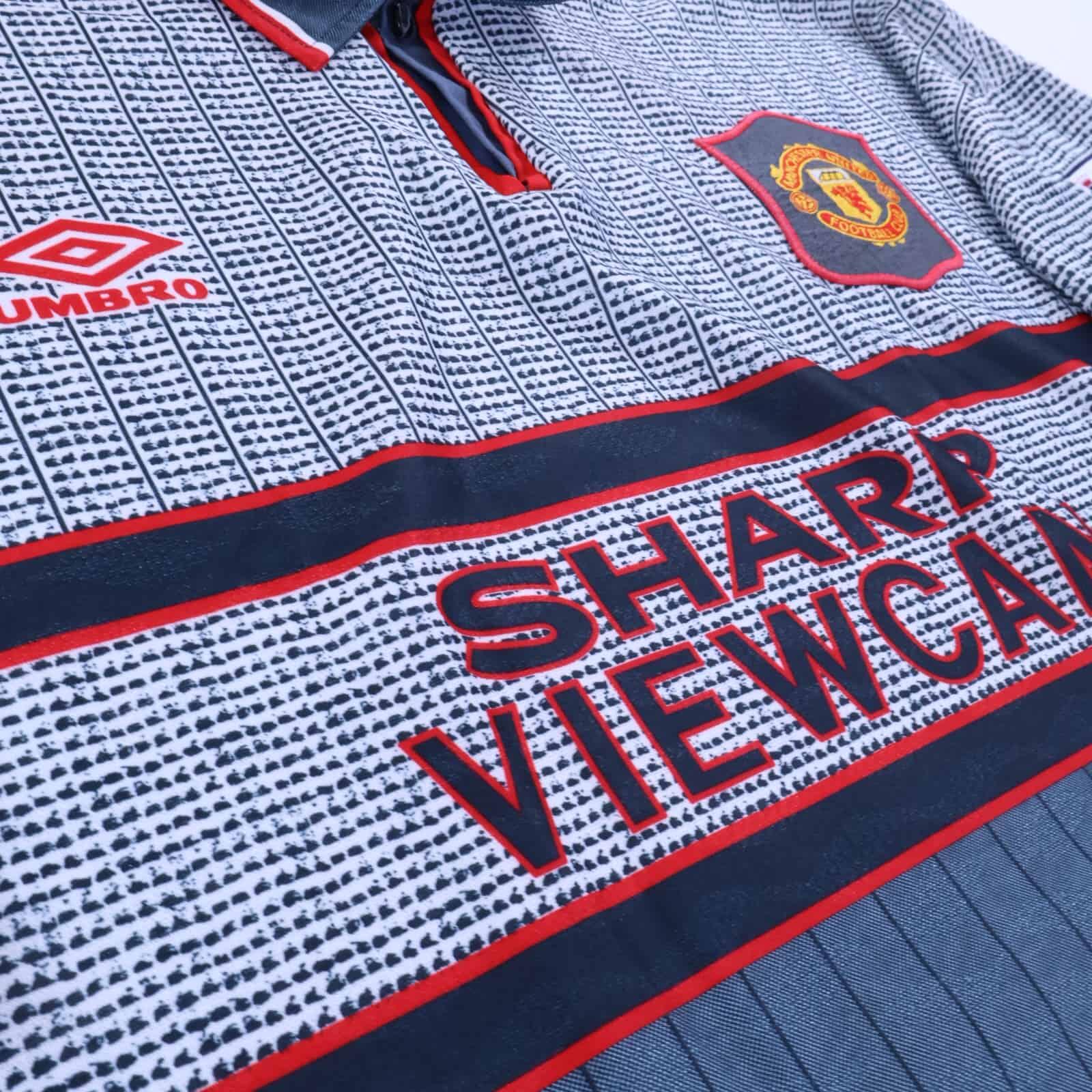Manchester United Cantona #7 1995/96 Away Shirt - XL