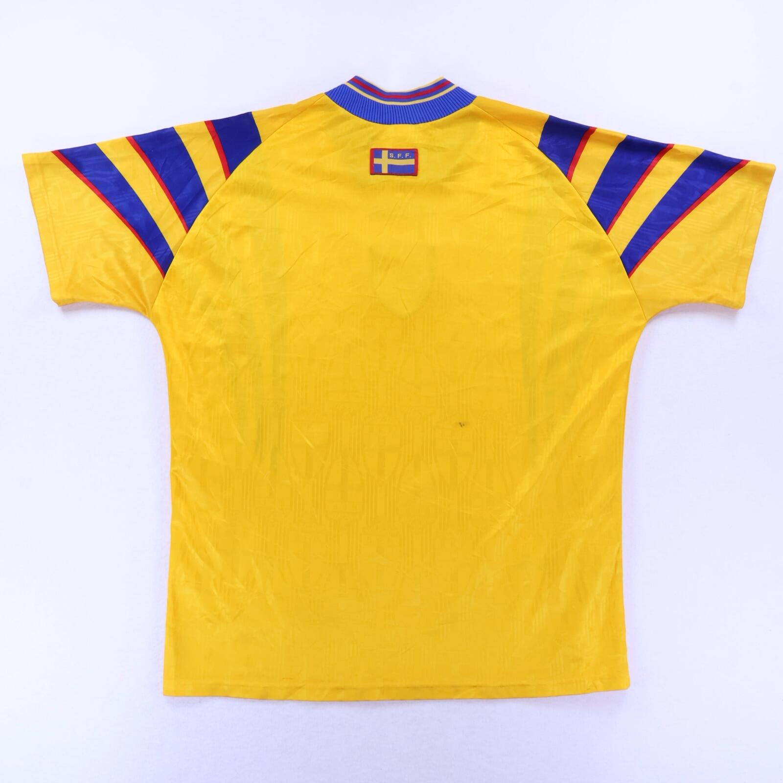 Sweden 1996/97 Home Shirt - L