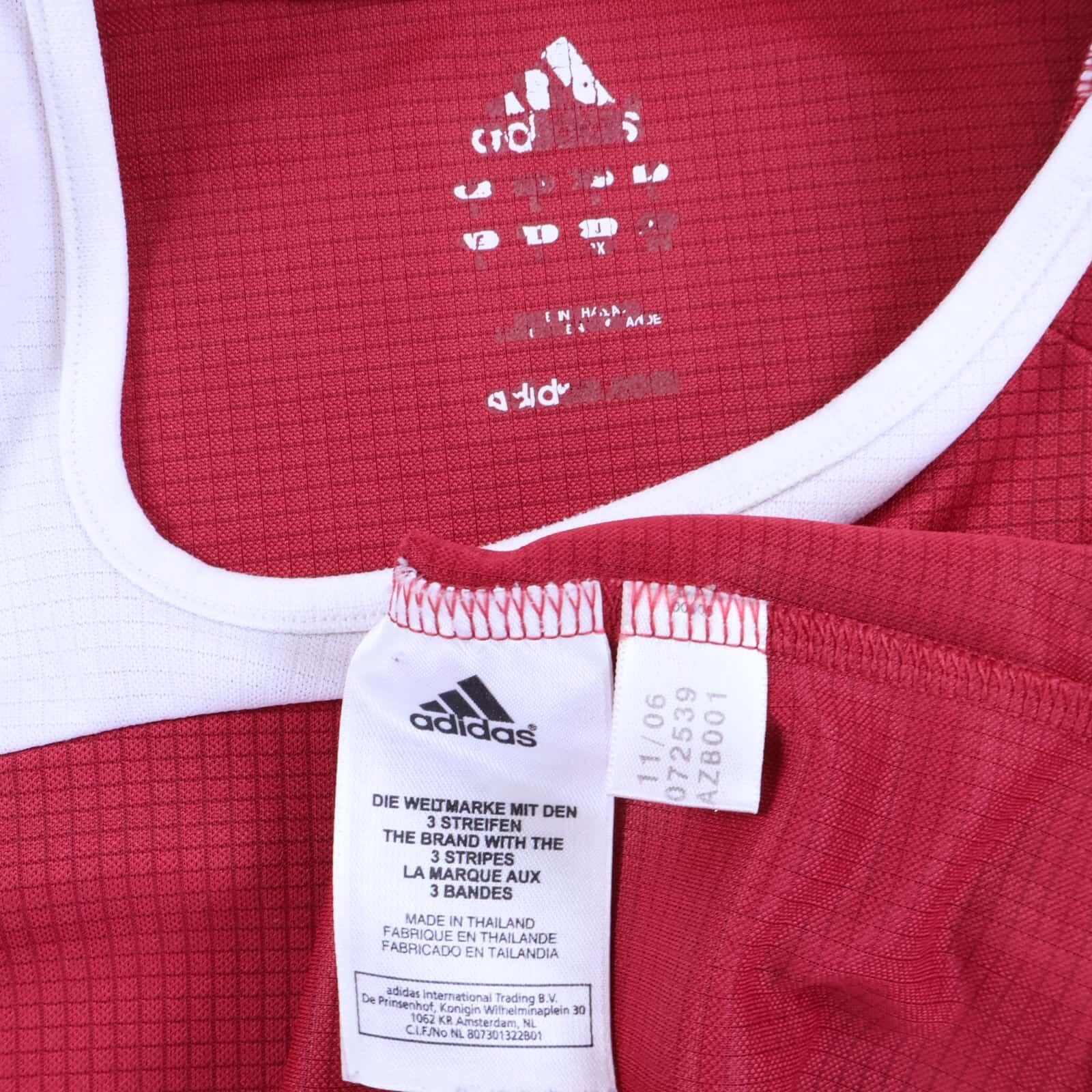 Latvia 2006/08 Home Shirt - XL