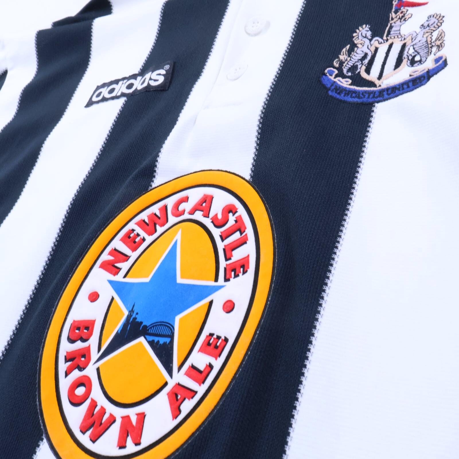 Newcastle United Asprilla #11 1995/97 Home Shirt - L