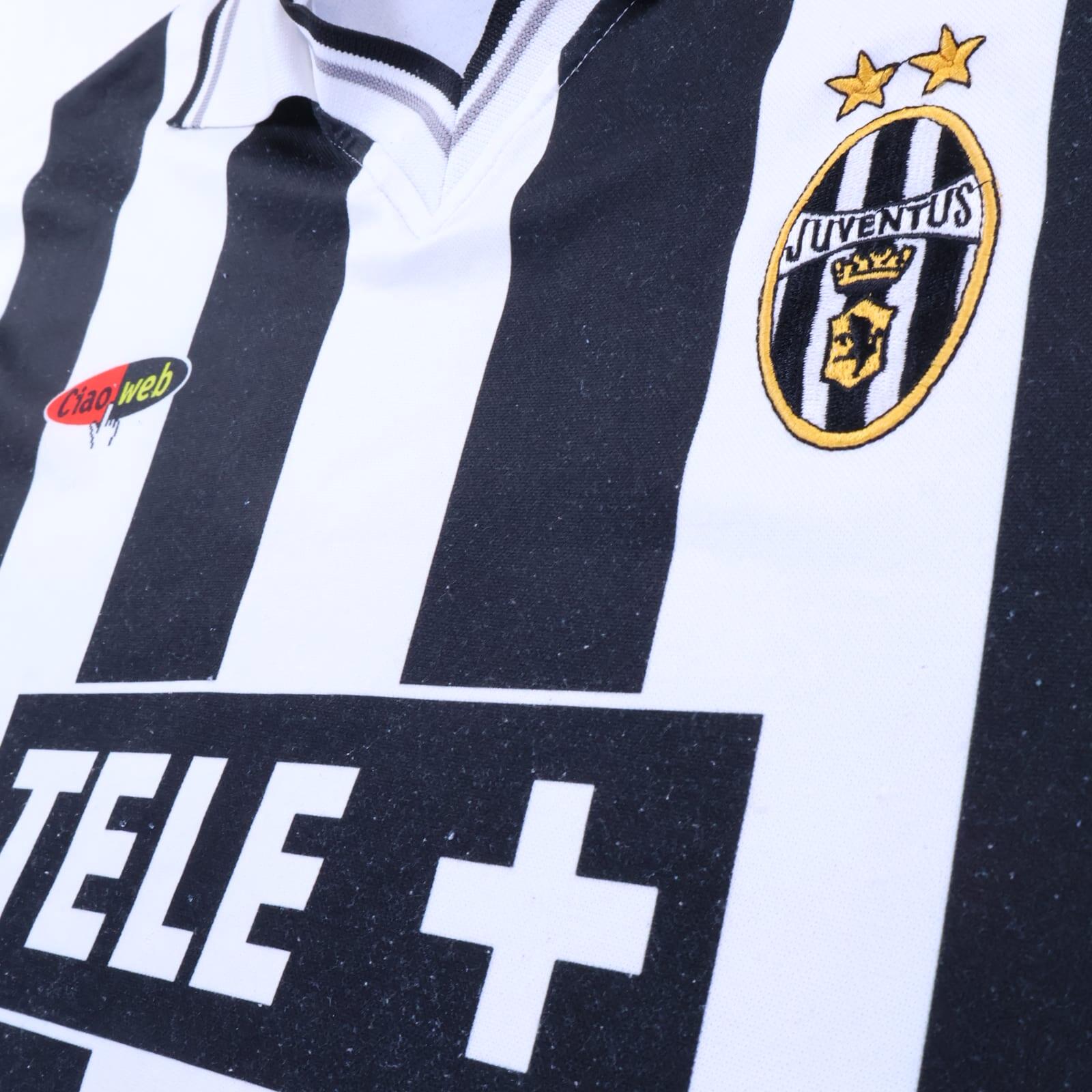 Juventus Conte #8 2000/01 Home Shirt - XL