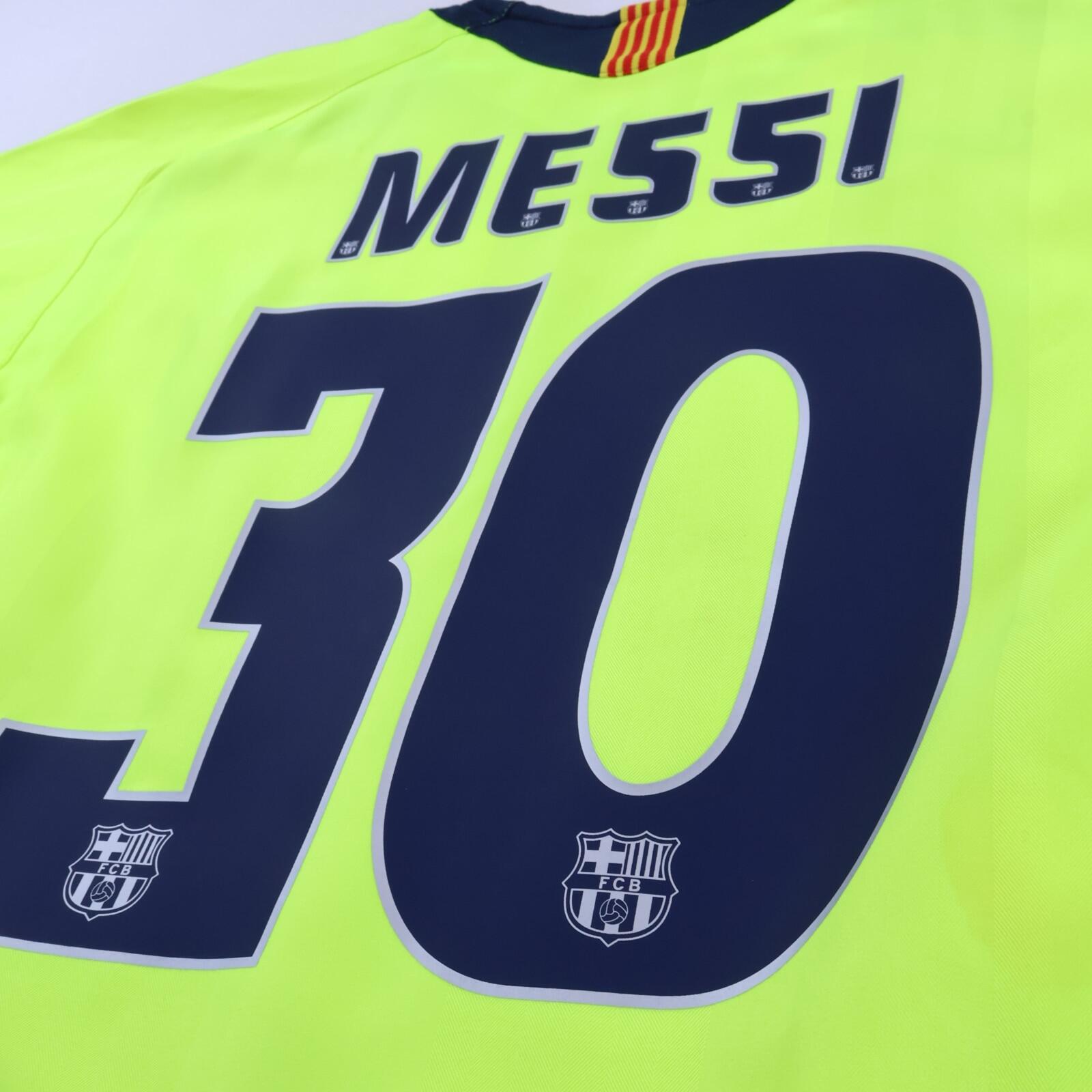 Barcelona Messi #30 2005/06 Away Shirt - L