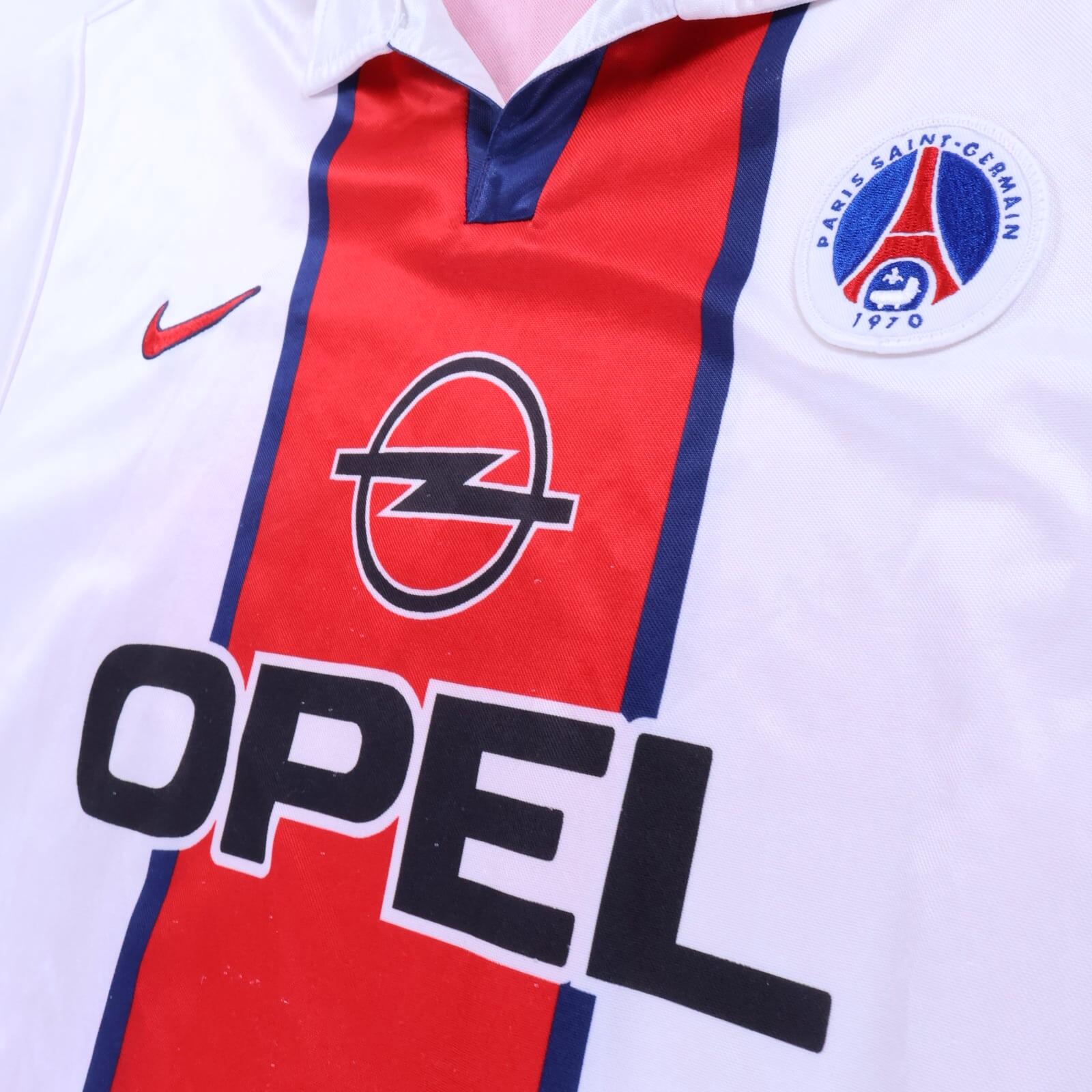 Paris Saint-Germain F.C Okocha #10 1995/96 Away Shirt - L