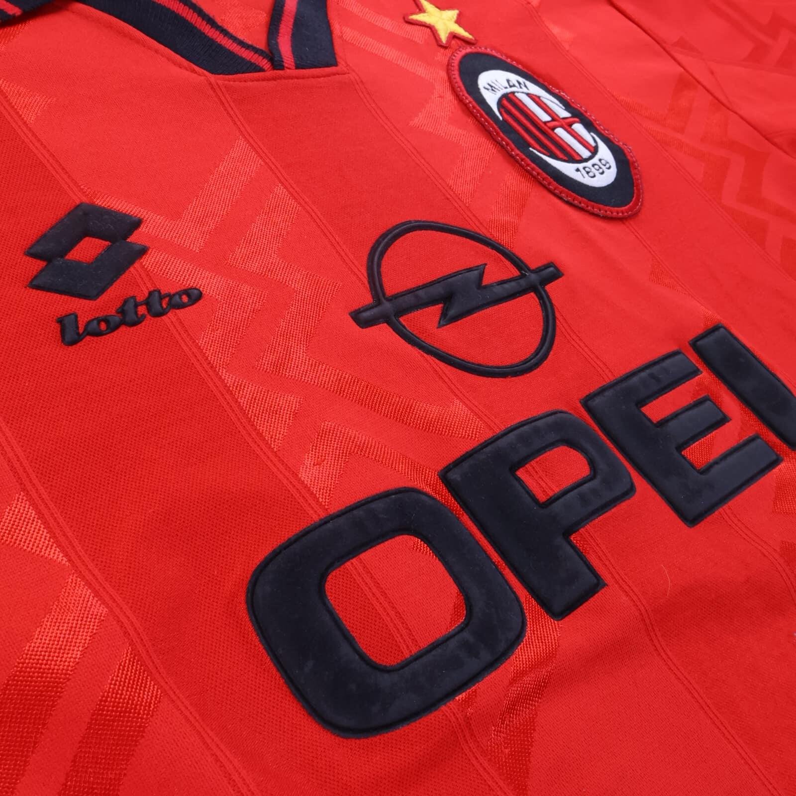 Ac Milan Baggio #18 1996/97 Fourth Shirt - L