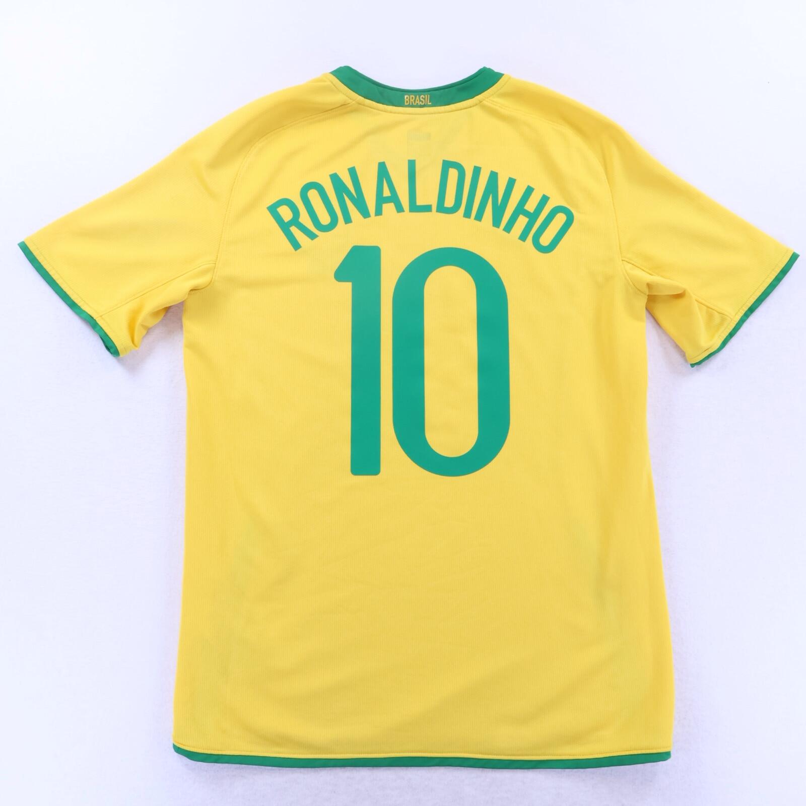 Brazil Ronaldinho #10 2008/10 Home Shirt - M