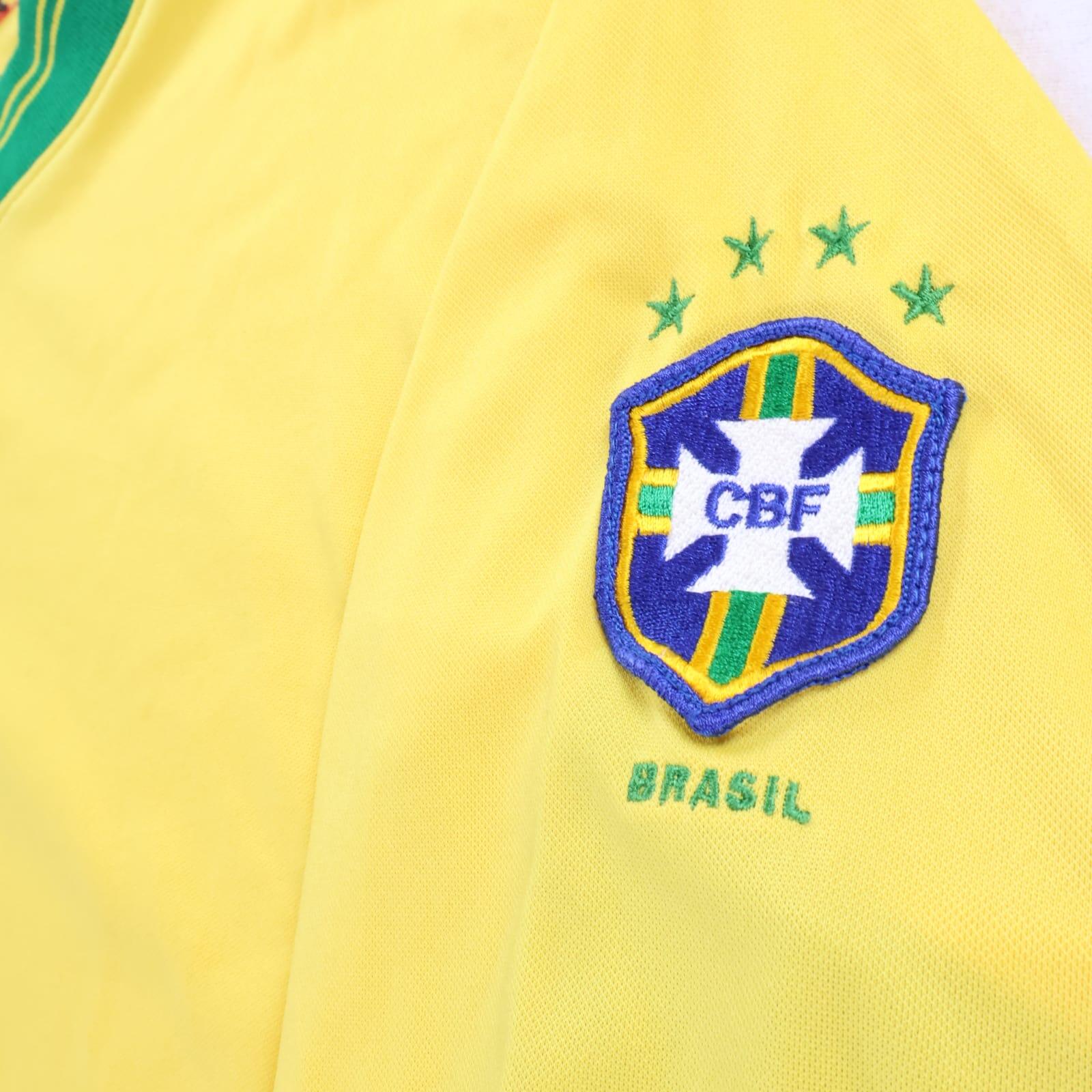 Brazil 1998/00 Training Shirt - M