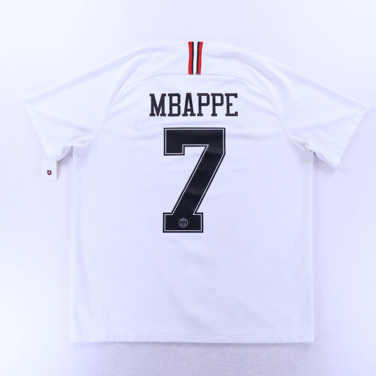 Paris Saint-Germain F.C Mbappé #7 2018/19 Away Shirt - XL